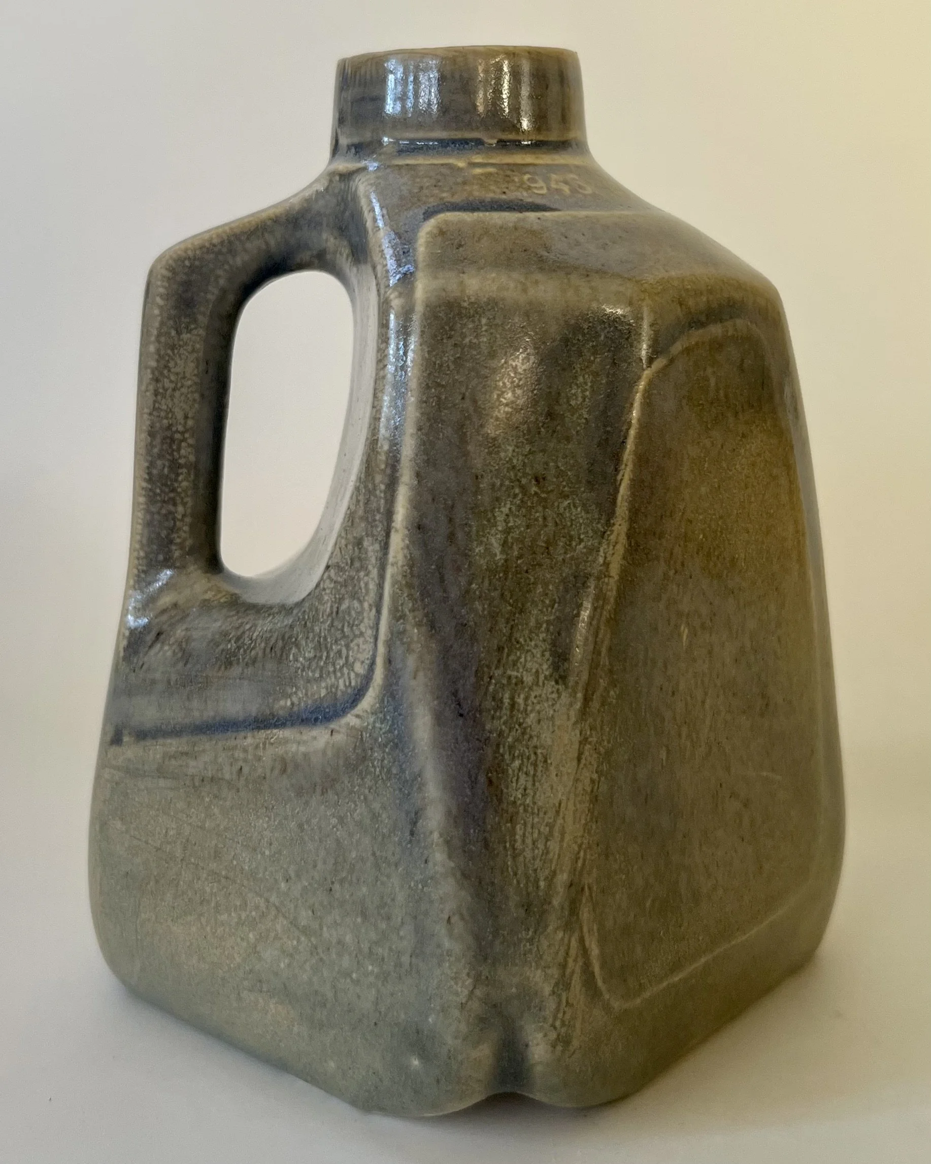 Jug 25.117_Left.jpeg