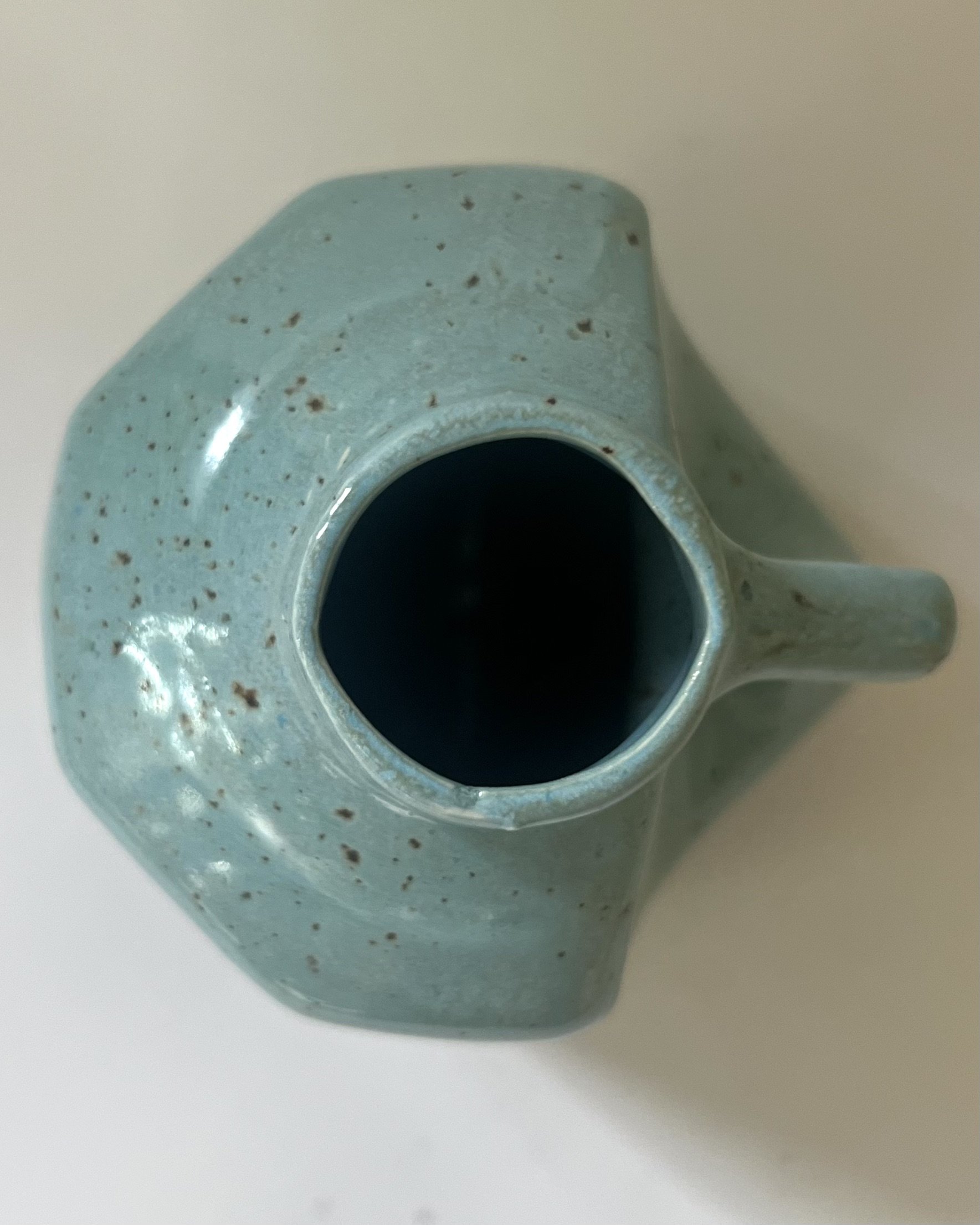cenote-milk-jug-vase-top-view.jpeg