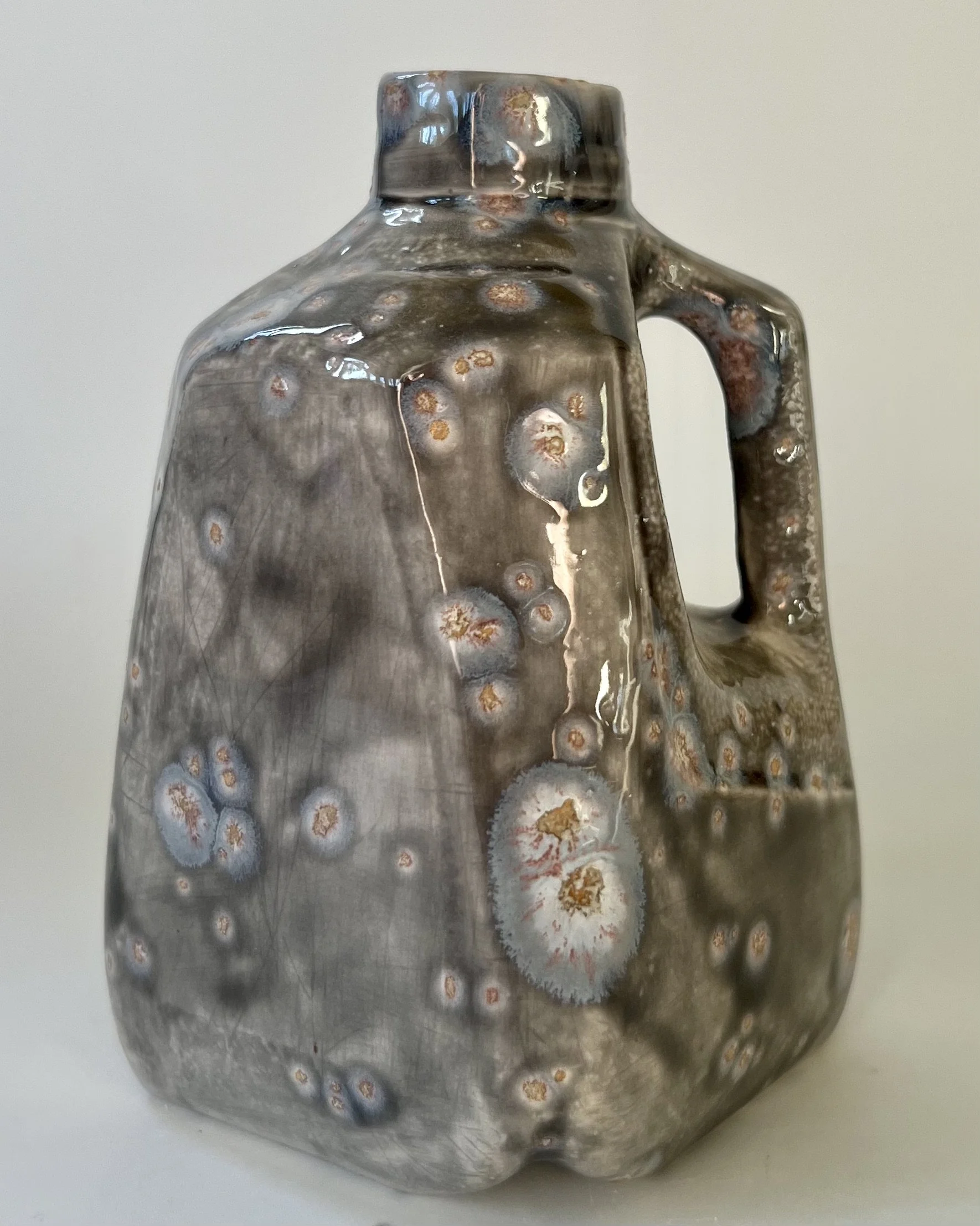 Jug 25.58_Right.jpeg