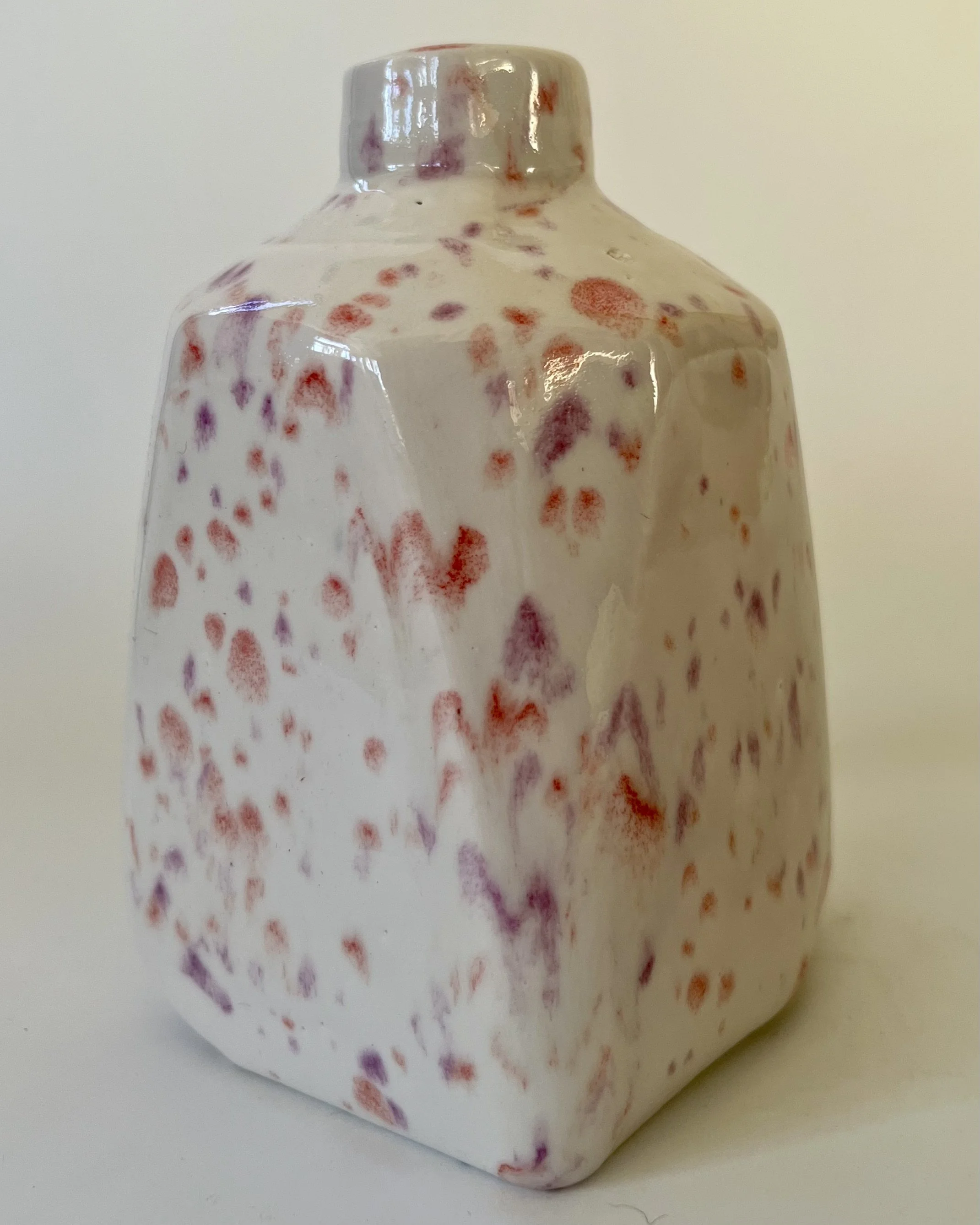 Jug 25.135 Front.jpeg