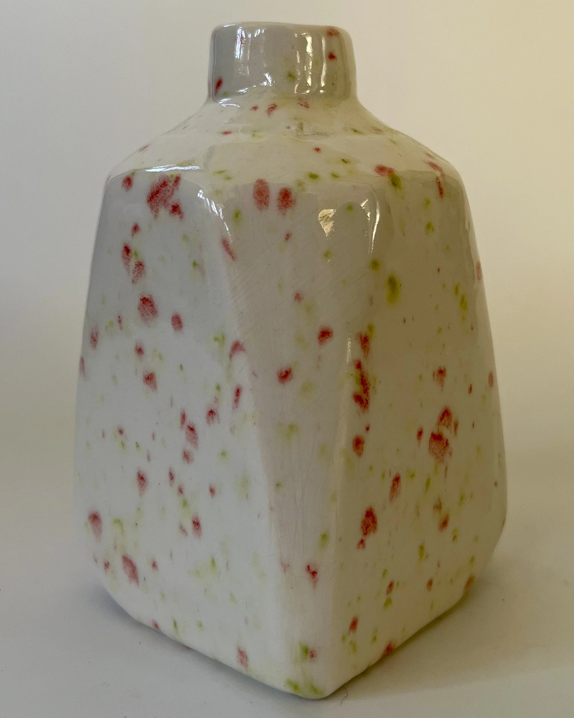 Jug 25.136_Front.jpeg