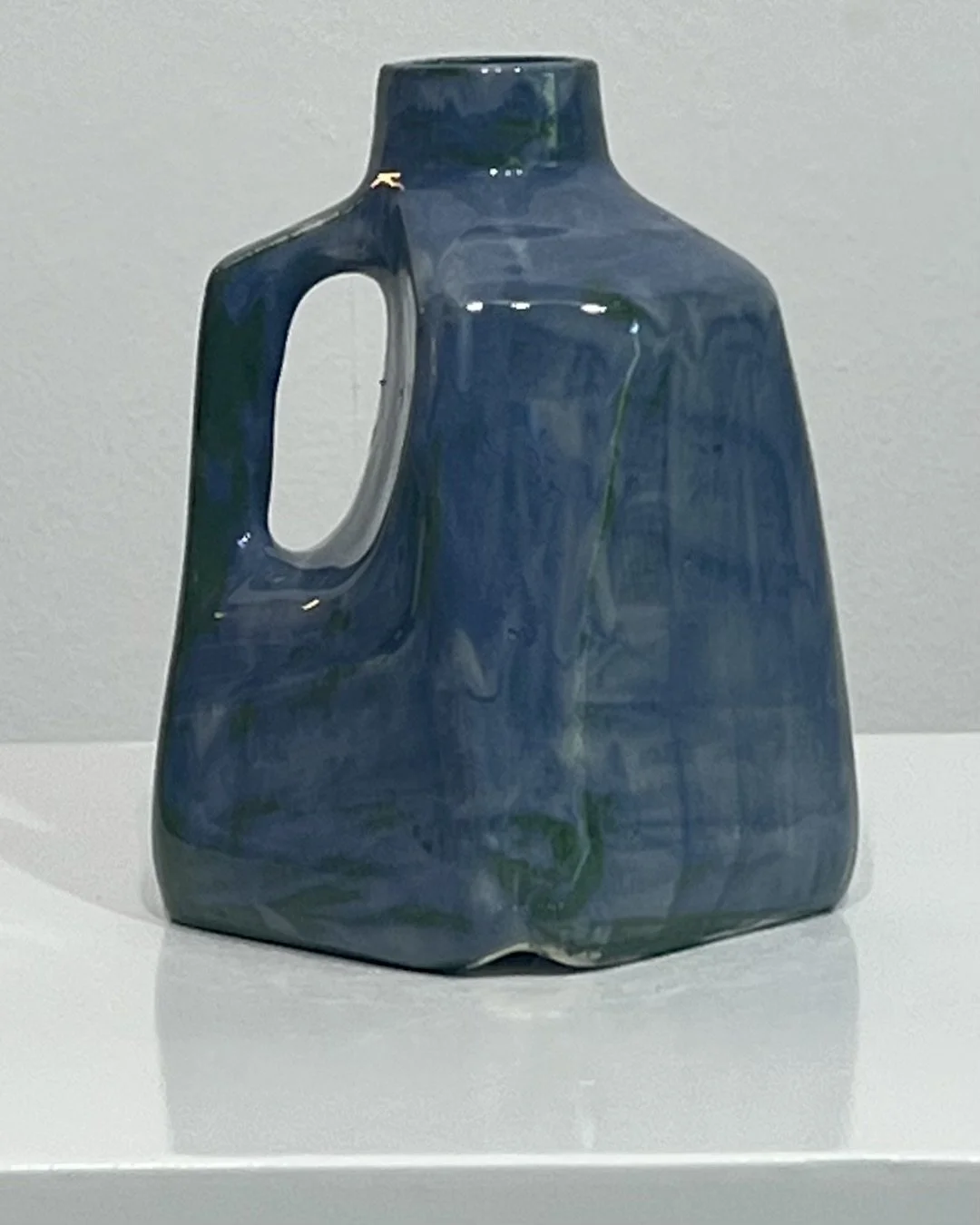 junebug-porcelain-milk-jug-vase-26-59-side.jpeg