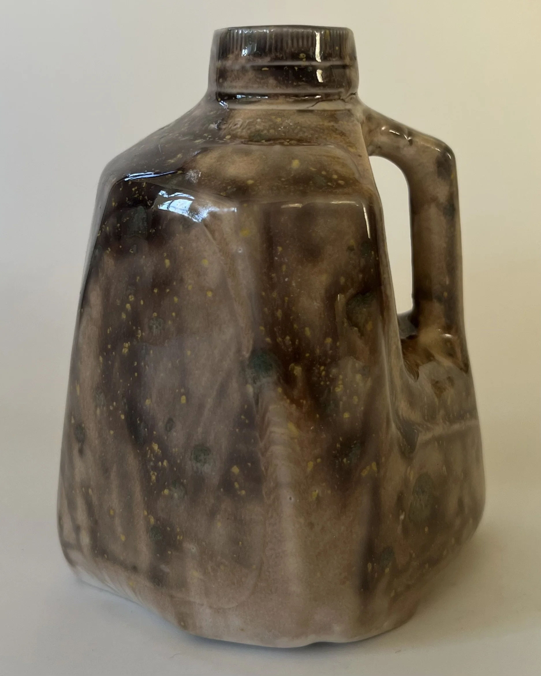 Jug 25.48_Right.jpeg