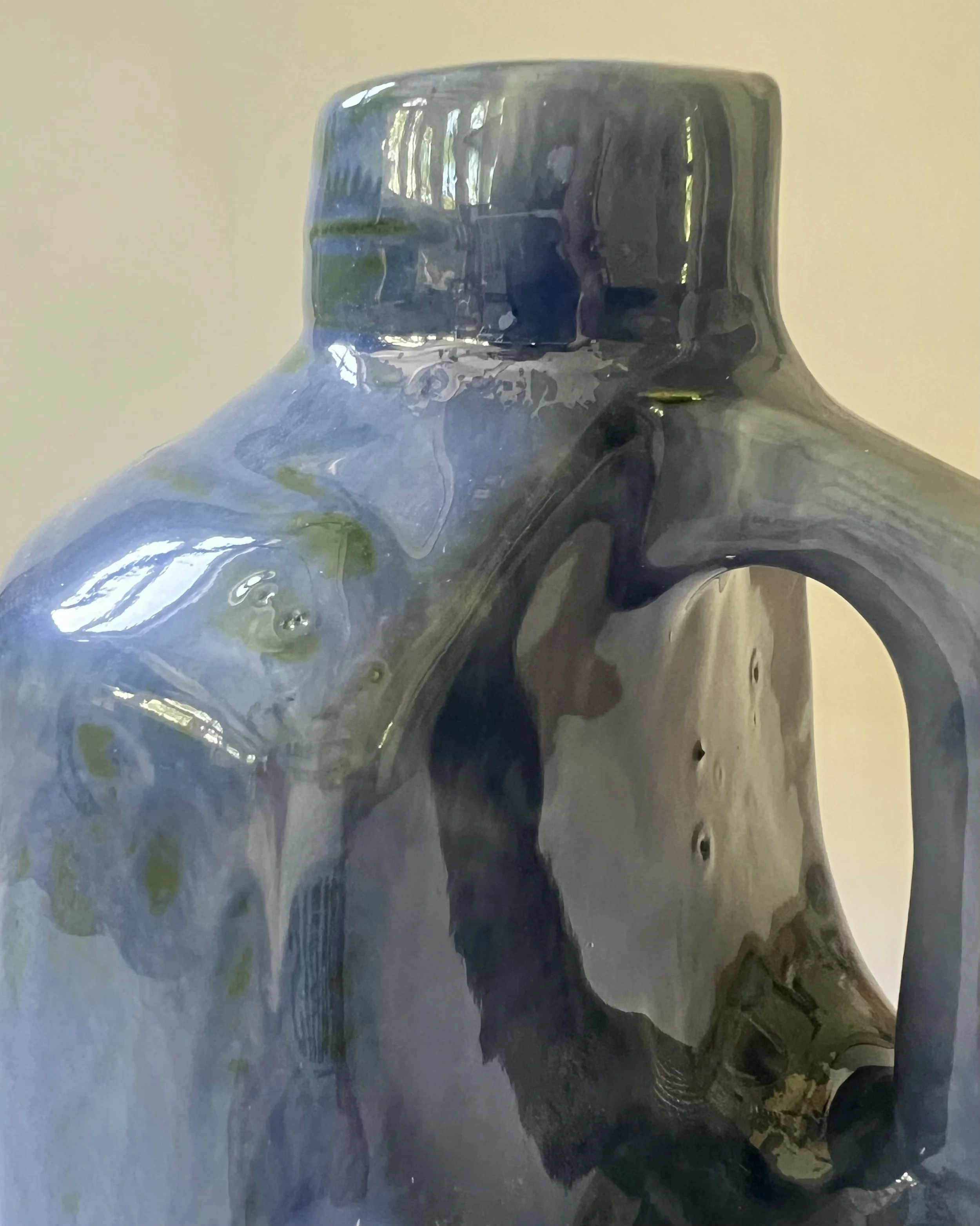 junebug-porcelain-milk-jug-vase-26-59-detail.jpeg