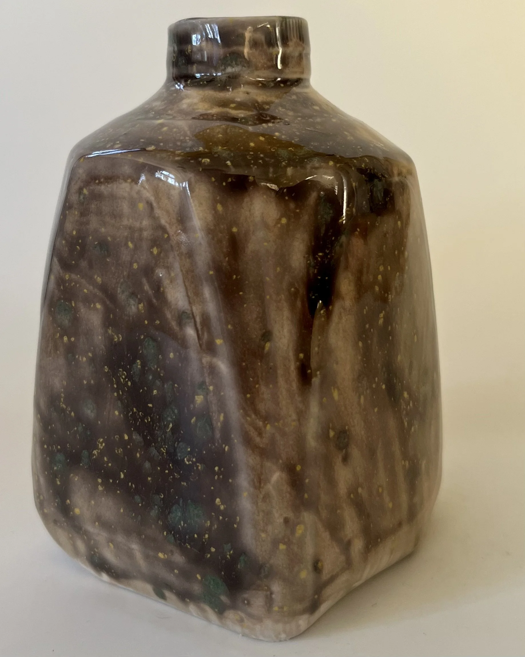 Jug 25.48_Front.jpeg