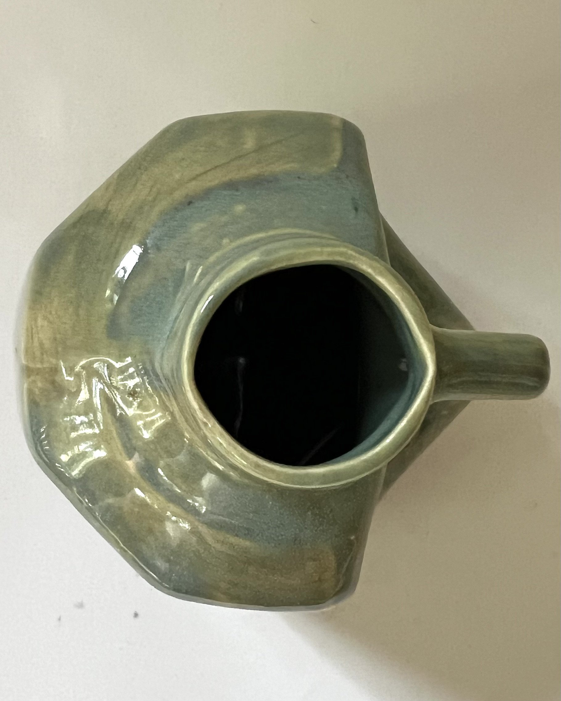 milk-jug-vase-26-45-textured-turquoise-top-view..jpeg