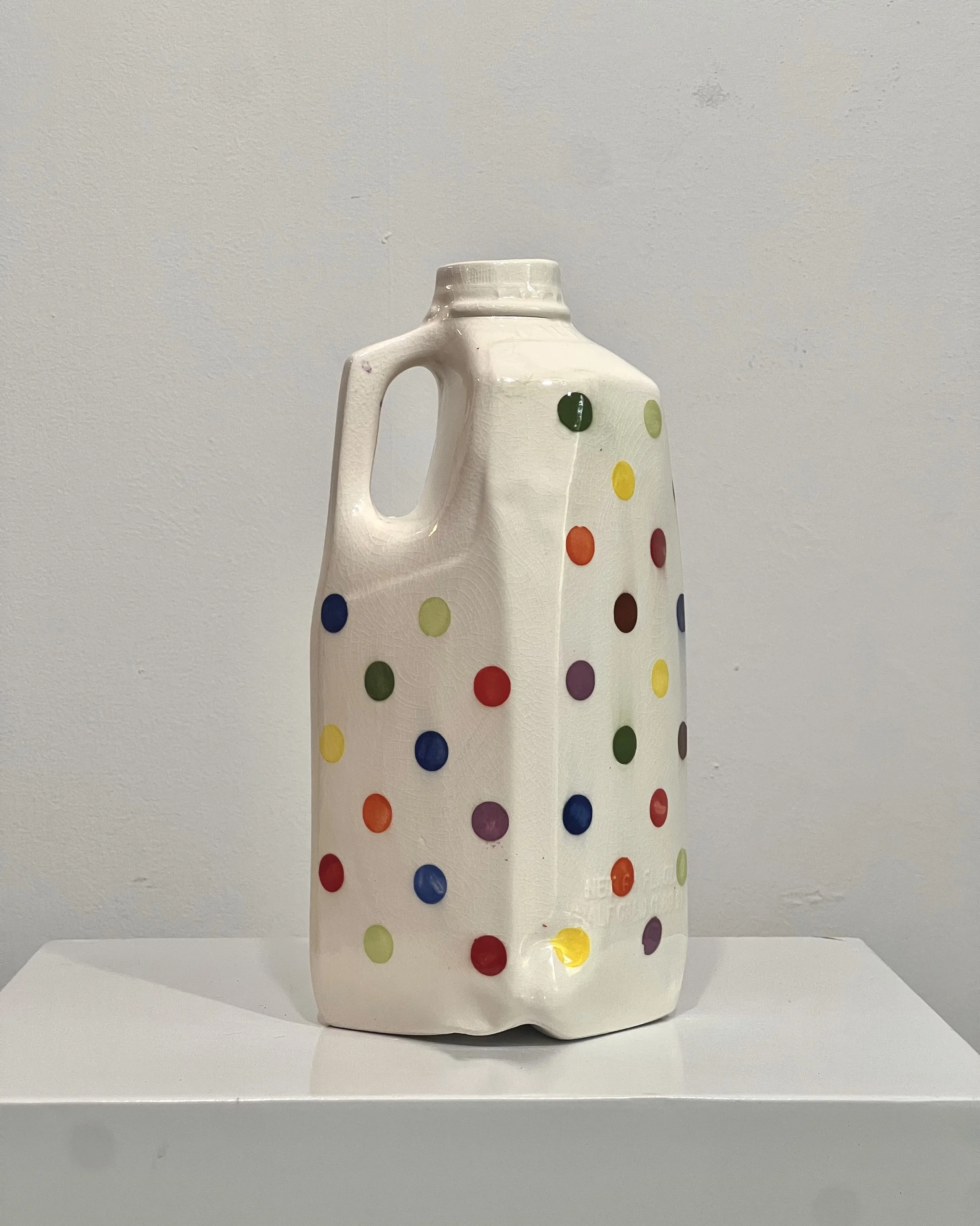 04-polka-dot-milk-jug-rear-view.jpeg