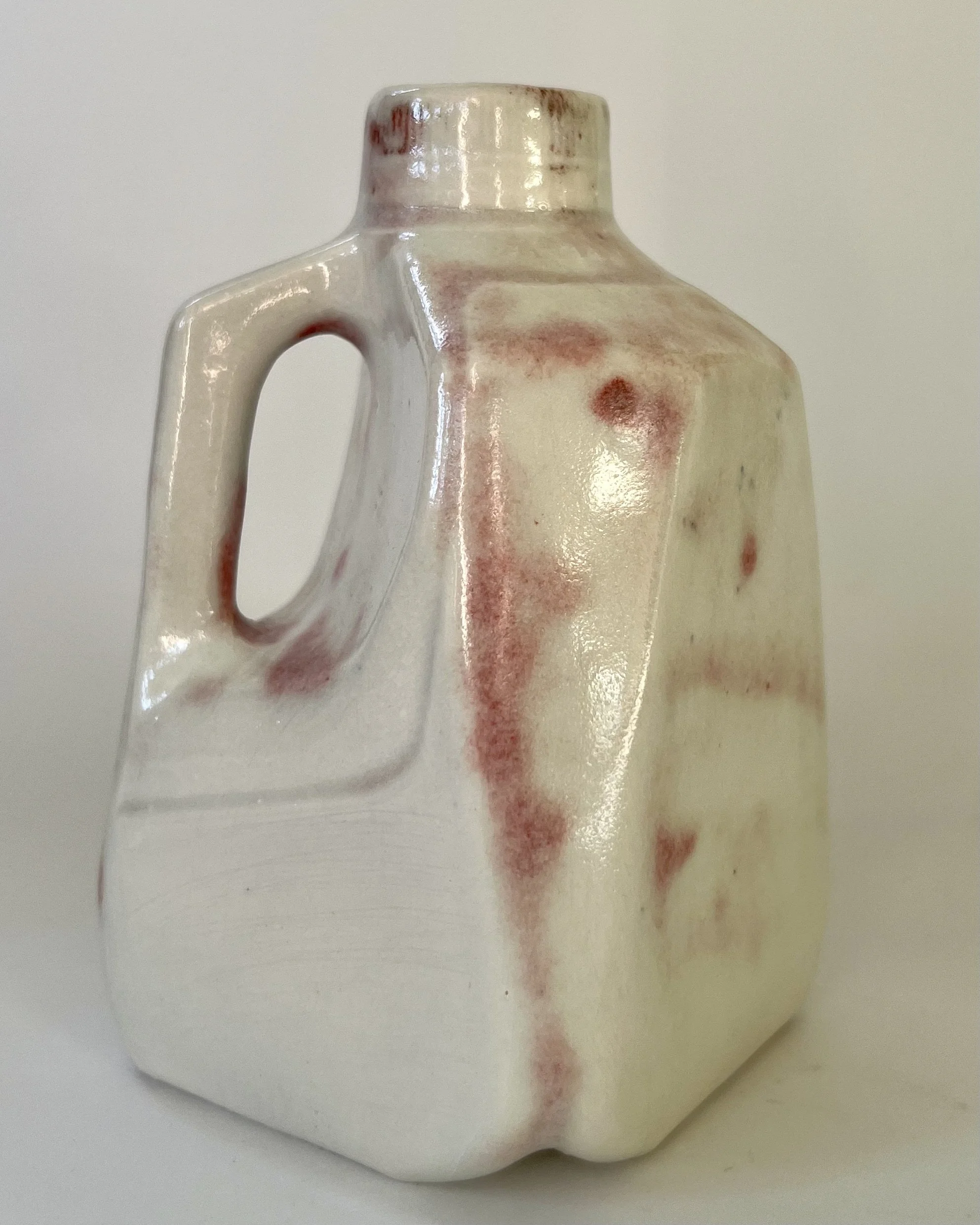 Jug 25.106_Left.jpeg