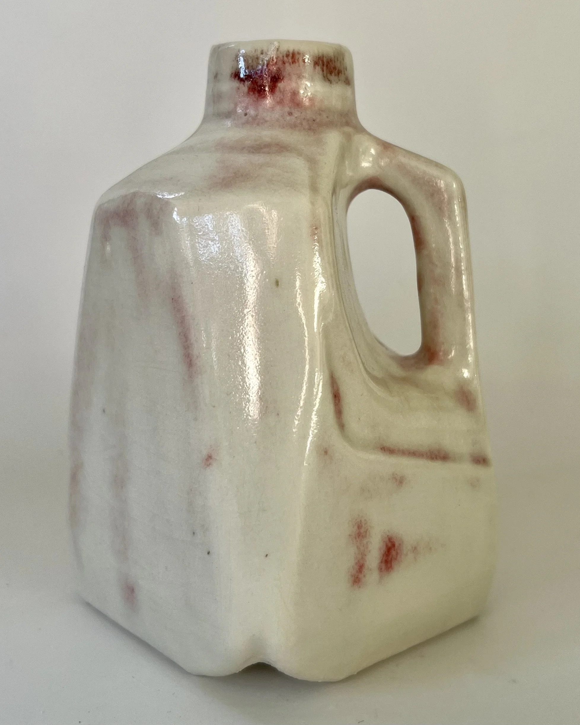 Jug 25.106_Right.jpeg