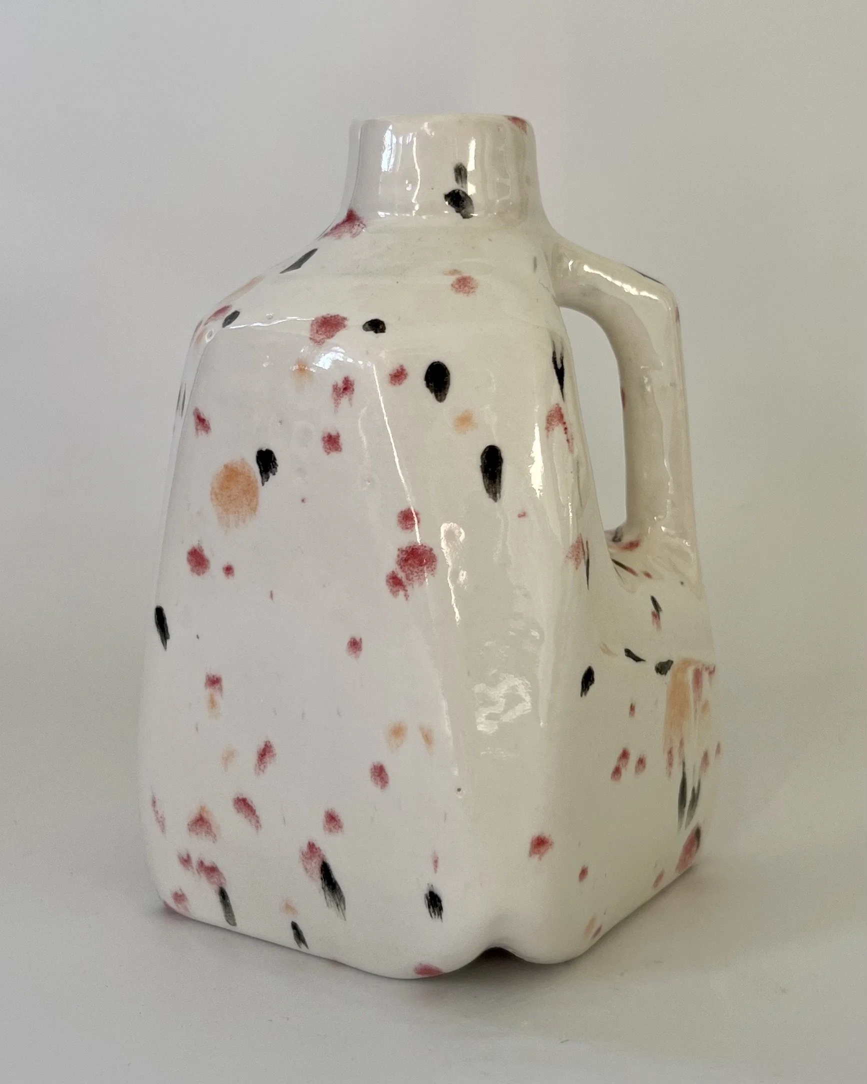 Jug 25.111_Right.jpeg