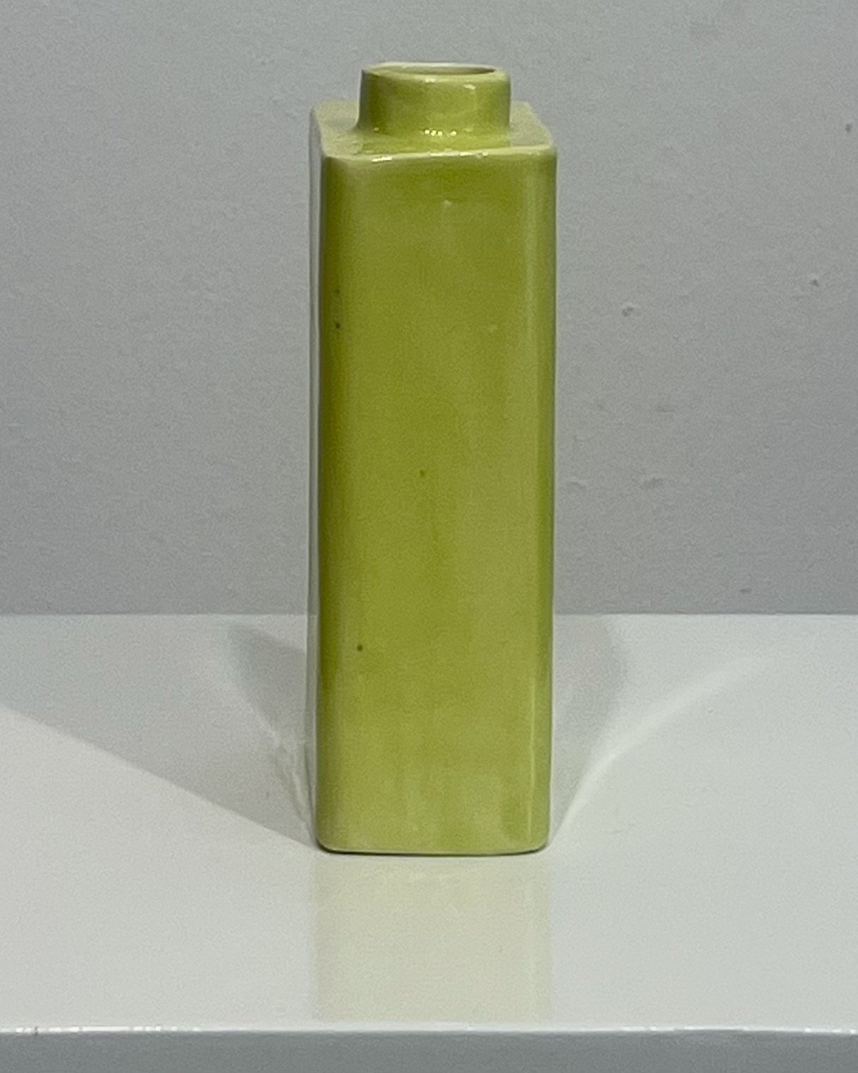 Side view of Pear glaze porcelain carton vase C26.9