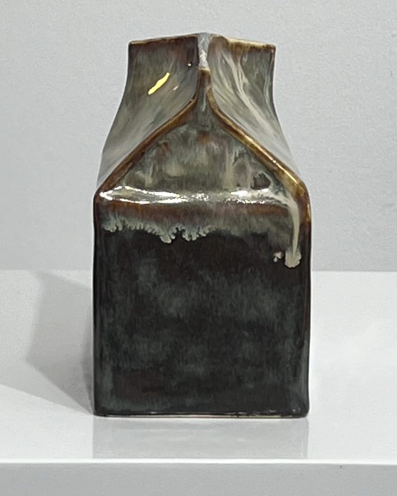Side view showing Iron Lustre and Light Flux glaze movement