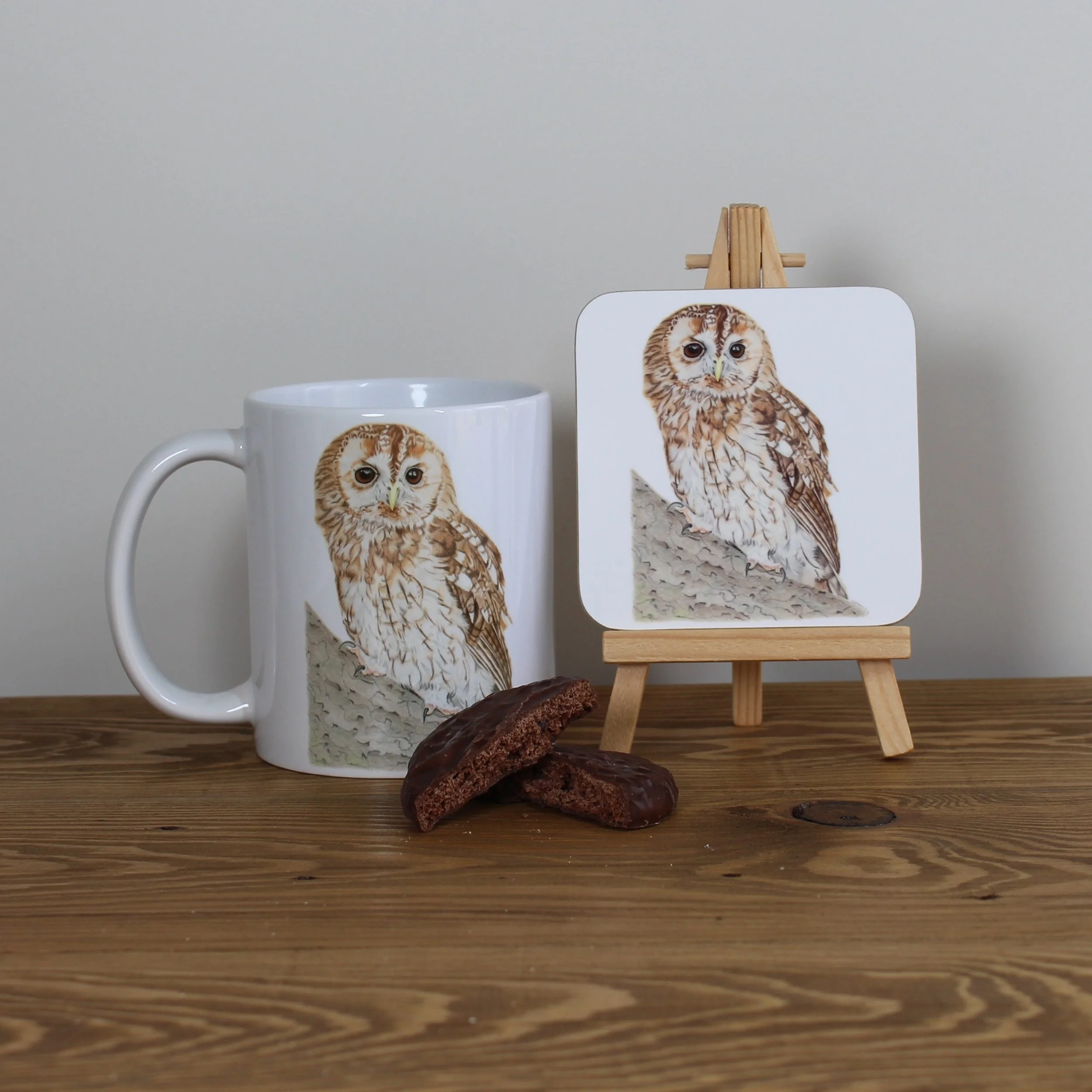 Individual glossy tawny owl coaster and matching mug.