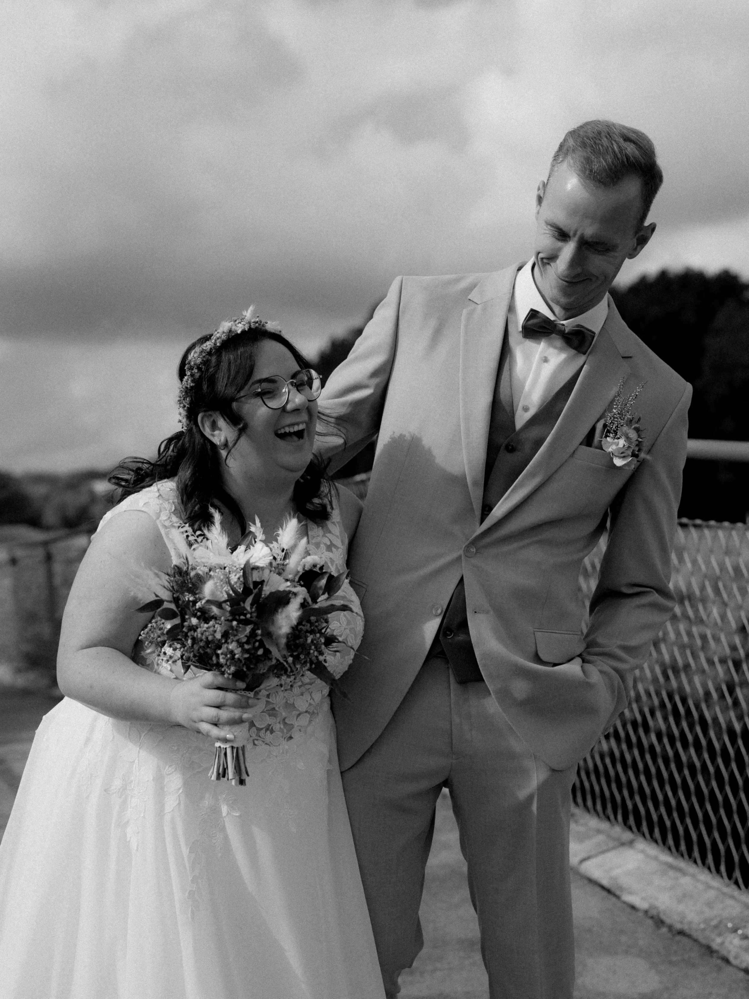 Ein paar Lieblingsbilder unserer Paare. 🤍💍💒

Und w&auml;hrend wir noch durch die Hochzeiten dieser Saison gehen, f&uuml;llt sich langsam auch unser Kalender f&uuml;r 2027. 

Die B&uuml;cher sind ge&ouml;ffnet. 📸

Much love &hearts;️