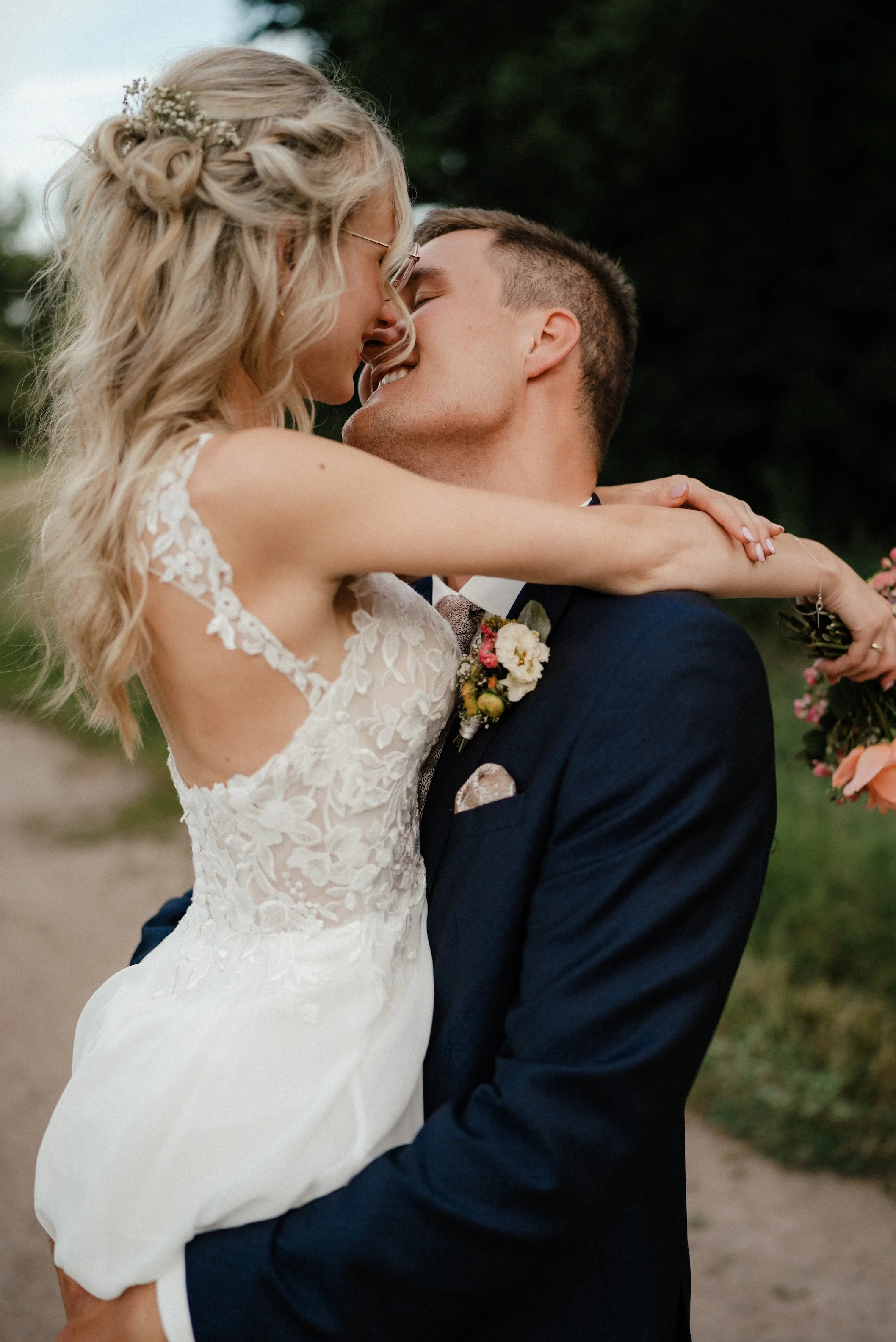 Hochzeit Lucienne und Jonathan-764.jpg