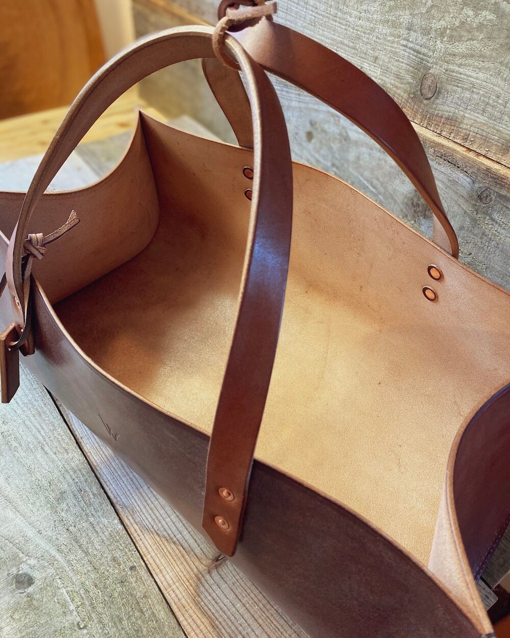 Foragers-Gardening-Trug-Leather-09.jpeg