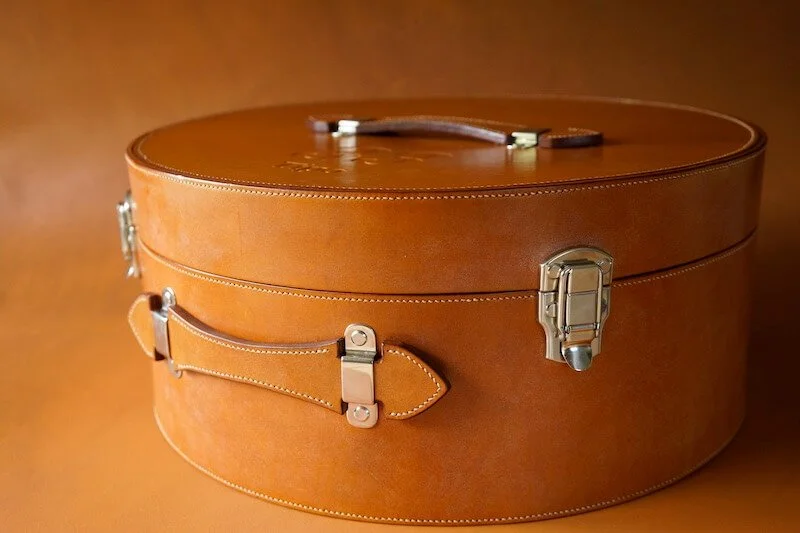 Bespoke leather Alfa Romeo Car Case (Copy)