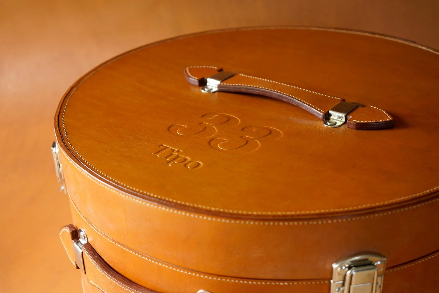 Bespoke leather Alfa Romeo Car Case (Copy)
