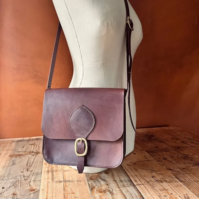 Warriner-Leather-Saddle-Bag-British-Pasture-1.jpeg