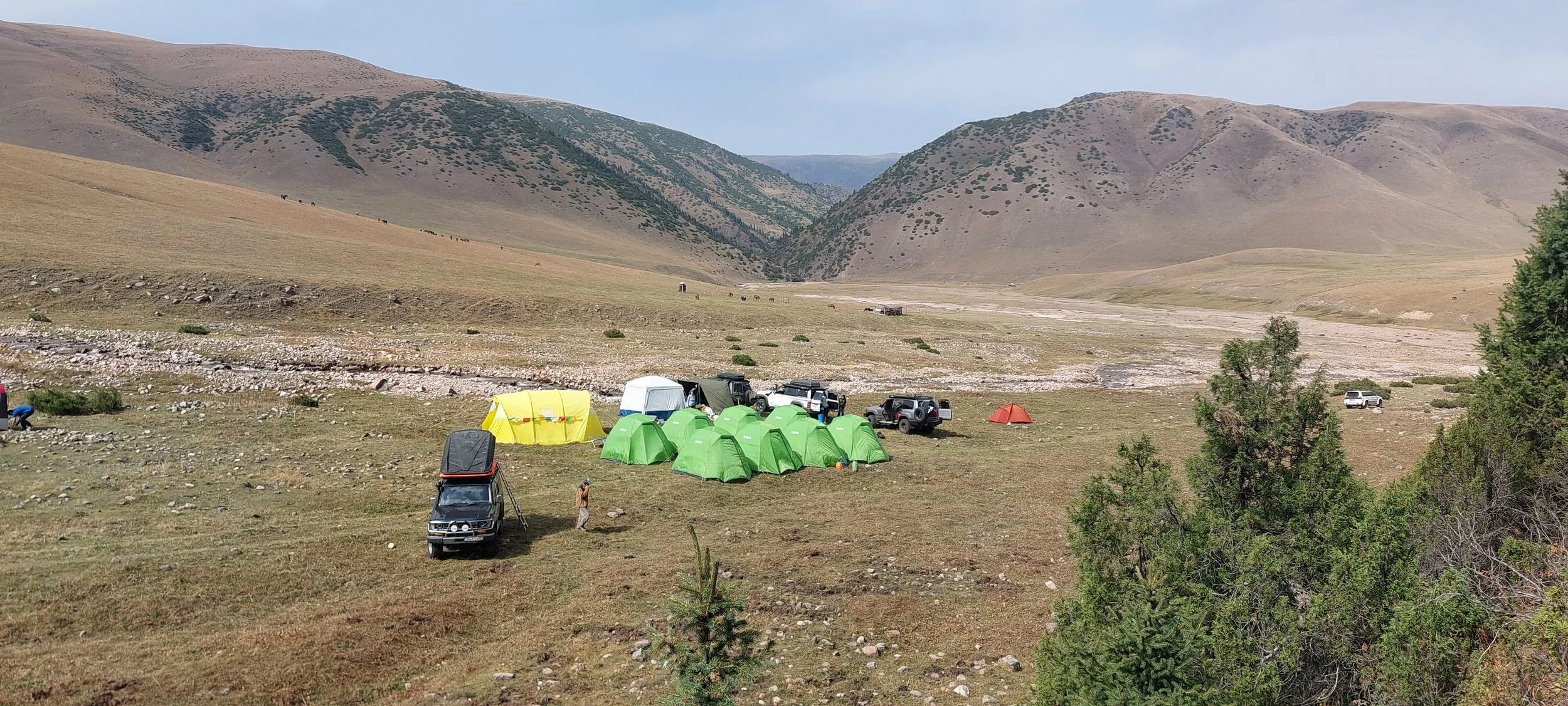 Assy Plateau Horse trekking remote camp