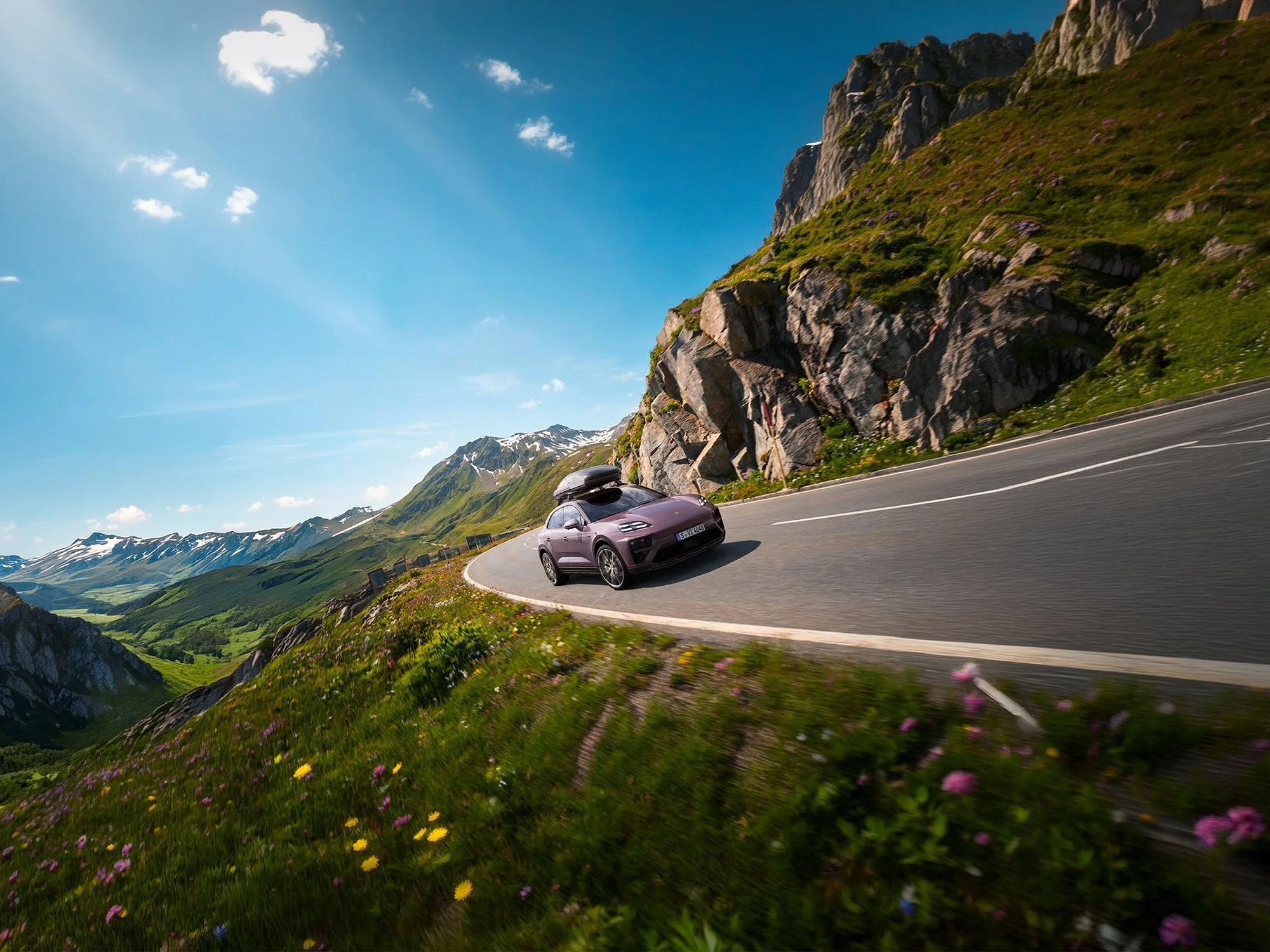 Porsche_Shop_NL_Anmeldung_Mobile_2000×1500.jpg