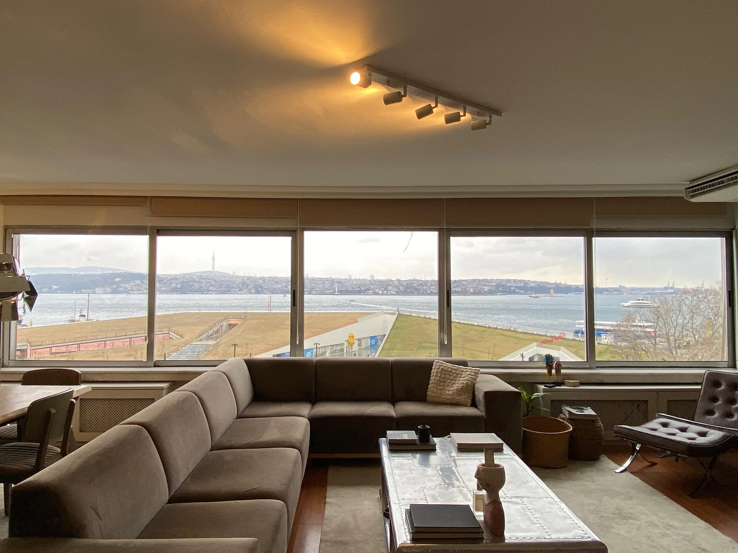 WhatsApp Image 2025-02-17 at 09.27.37.jpeg