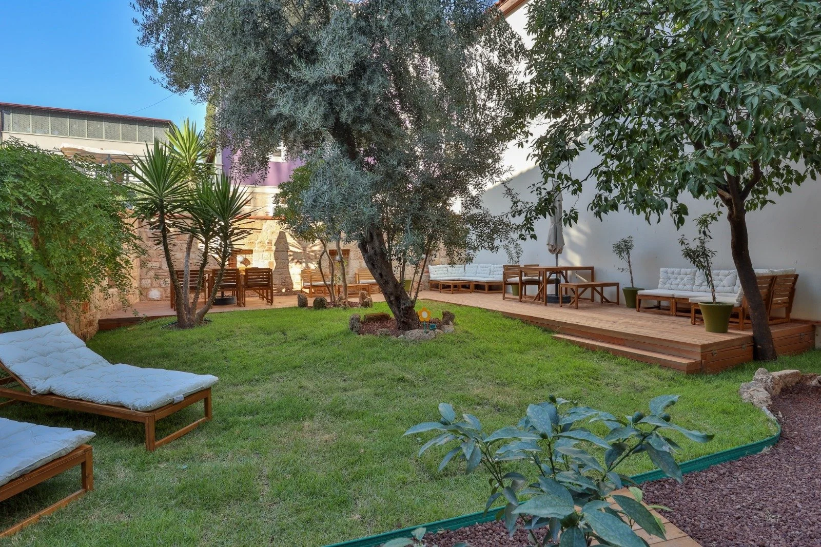 WhatsApp Image 2025-11-21 at 23.44.43 (1).jpeg