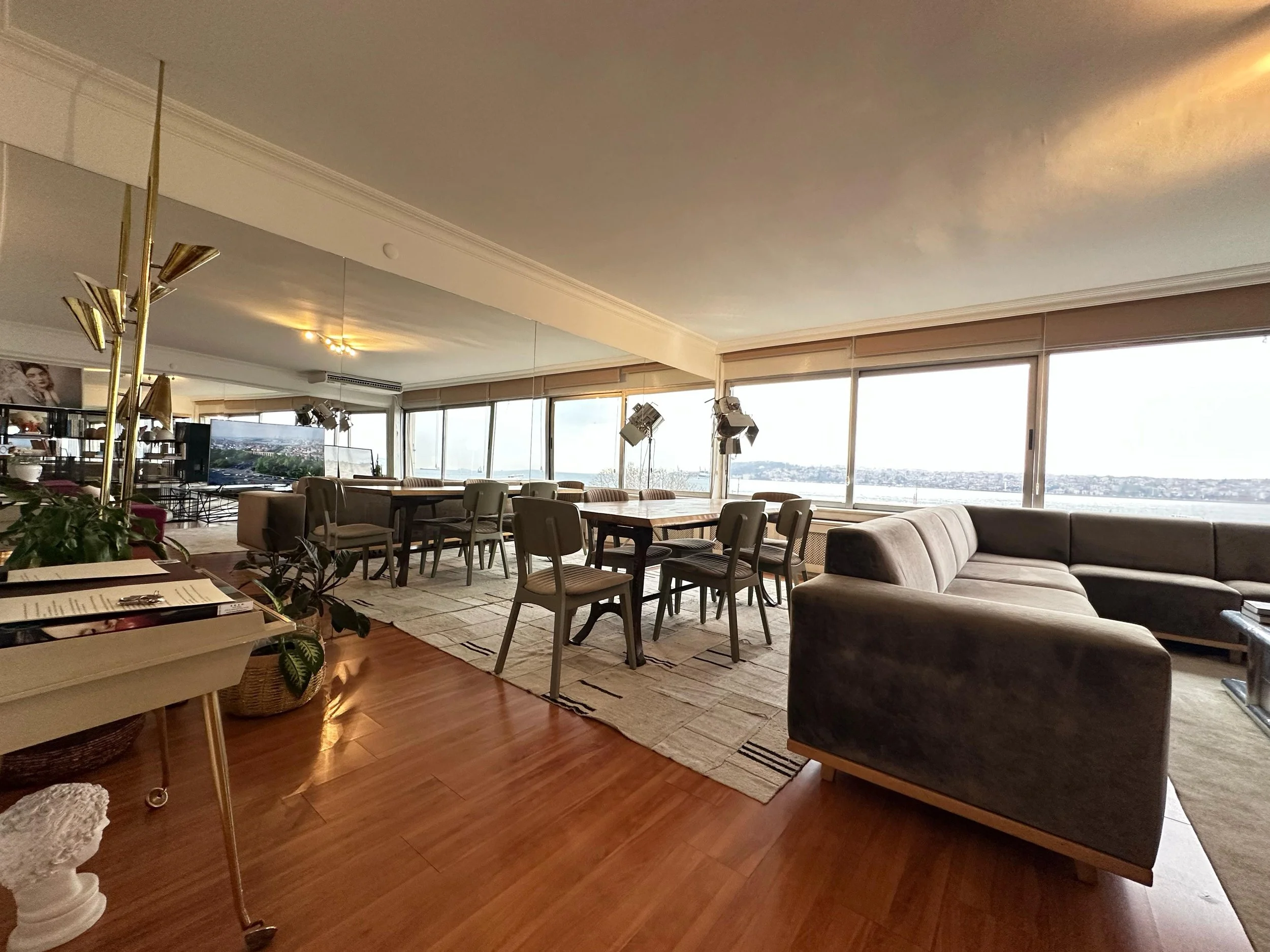 WhatsApp Image 2025-02-17 at 09.27.41 (1).jpeg