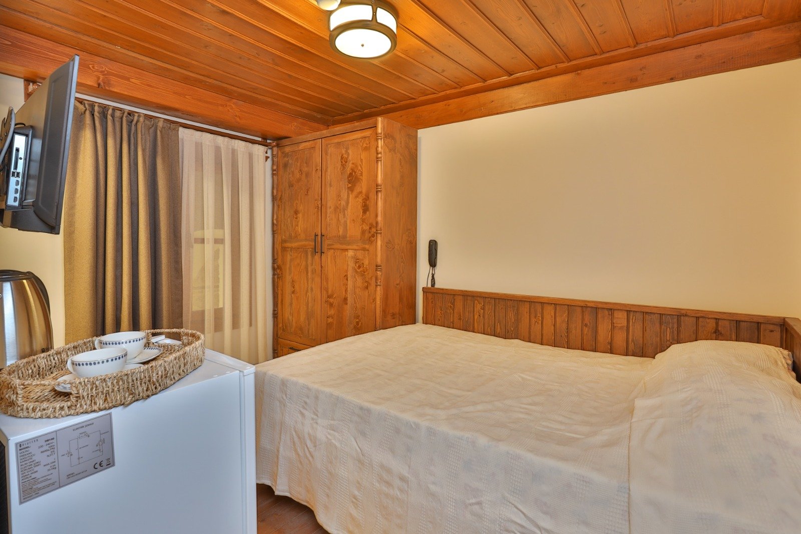 WhatsApp Image 2025-11-21 at 23.44.49 (2).jpeg