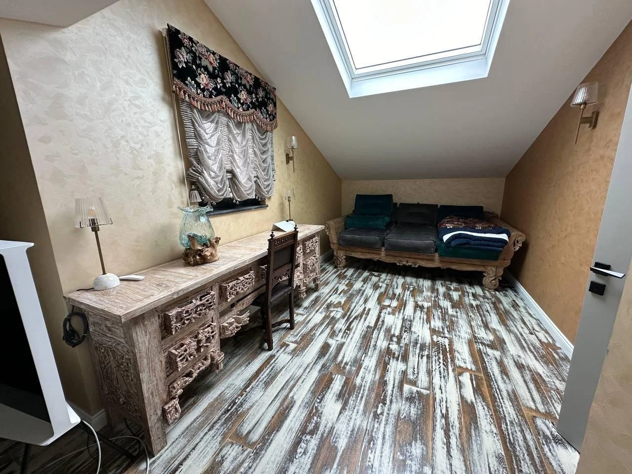 WhatsApp Image 2026-01-18 at 01.19.32 (1).jpeg