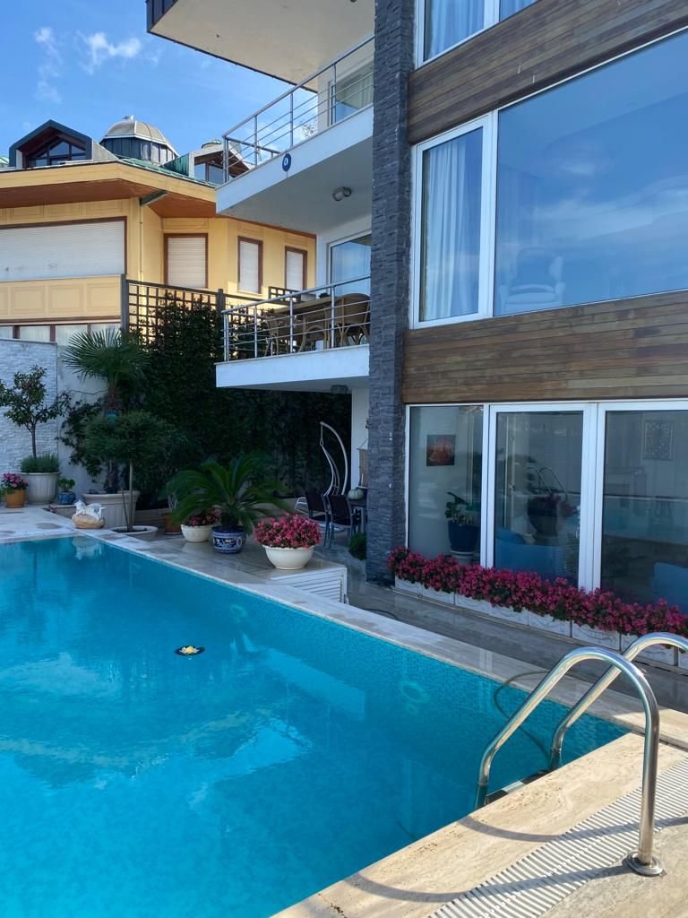 WhatsApp Image 2025-02-17 at 12.04.13 (2).jpeg