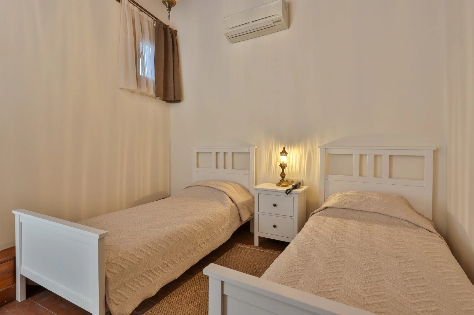 WhatsApp Image 2025-11-21 at 23.44.48 (4).jpeg