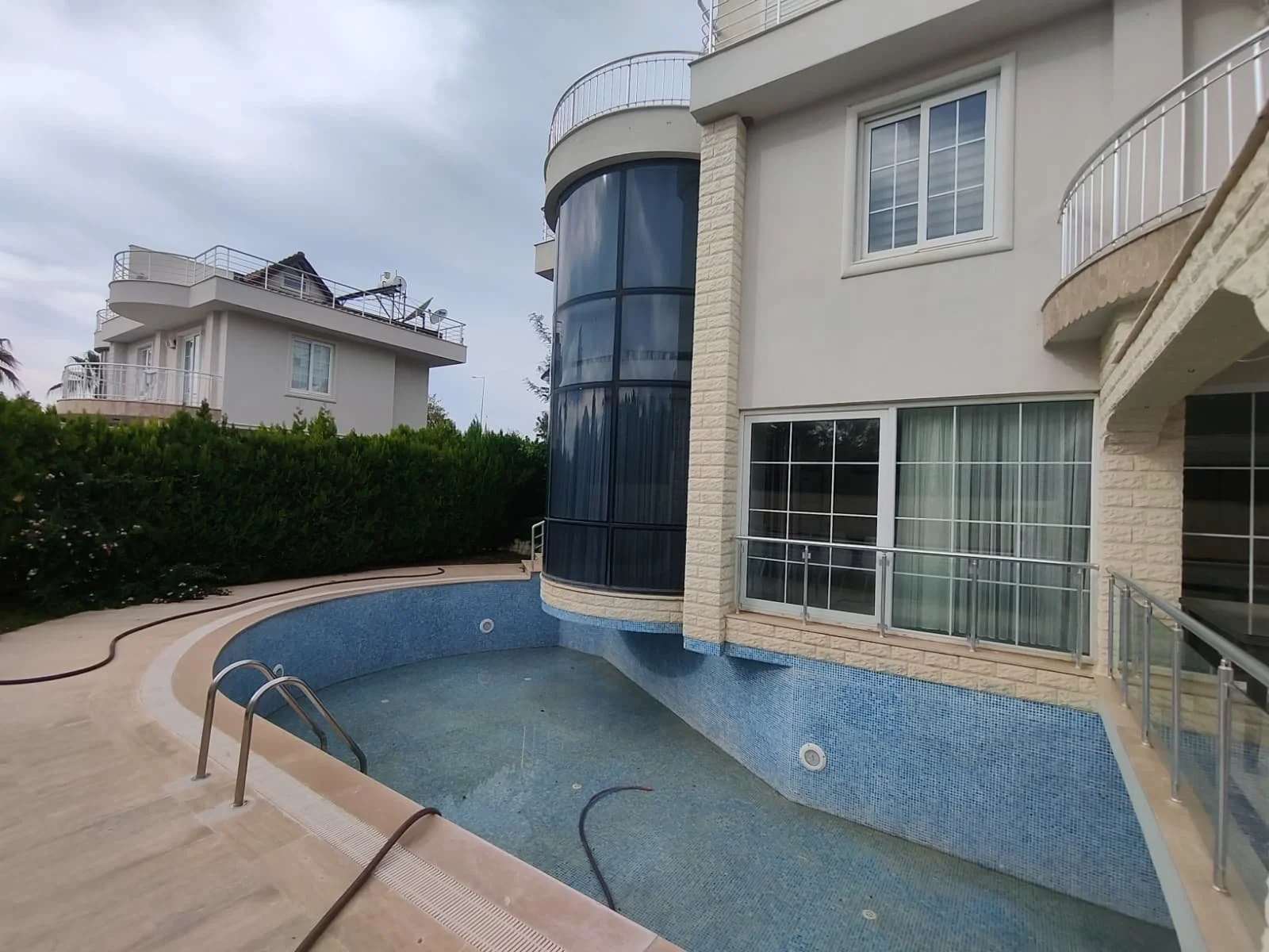 WhatsApp Image 2025-11-11 at 03.22.35.jpeg