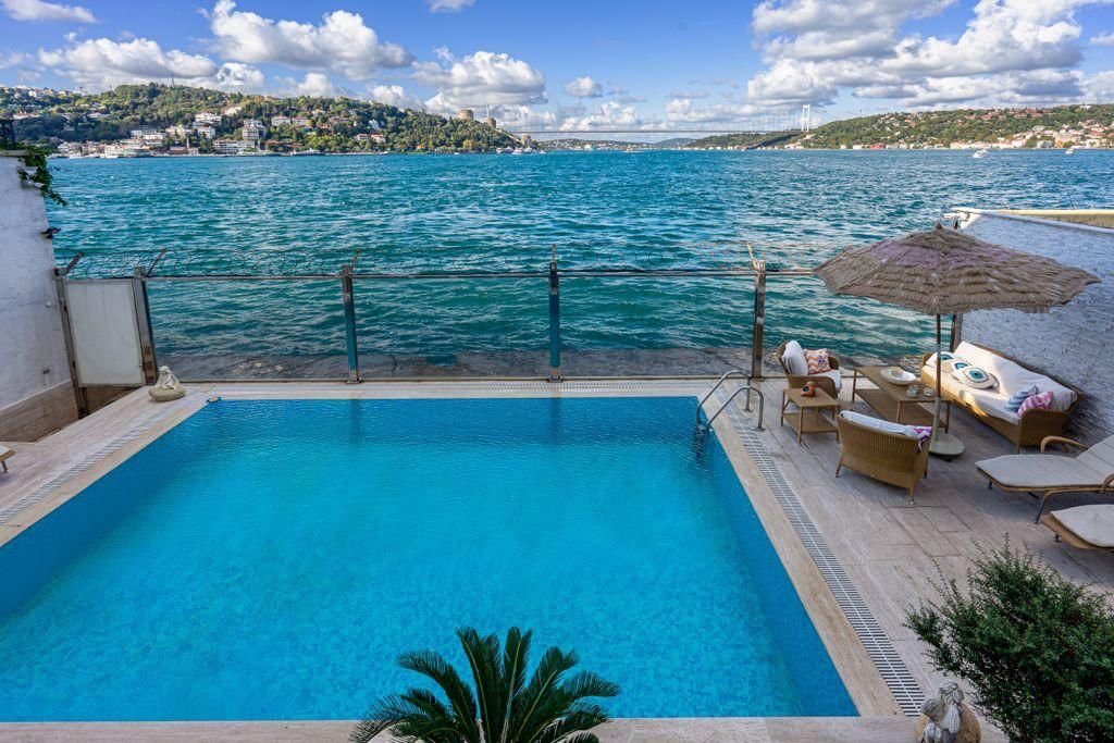 WhatsApp Image 2025-02-17 at 12.04.14.jpeg