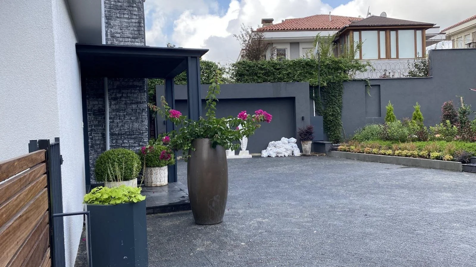 WhatsApp Image 2026-01-18 at 01.21.55 (2).jpeg