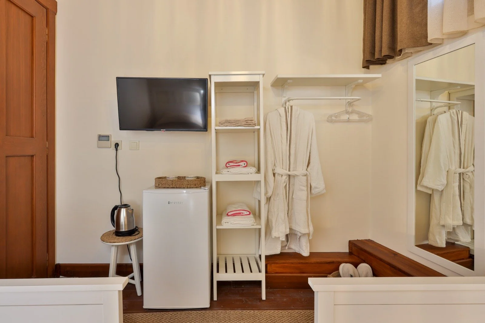 WhatsApp Image 2025-11-21 at 23.44.49.jpeg