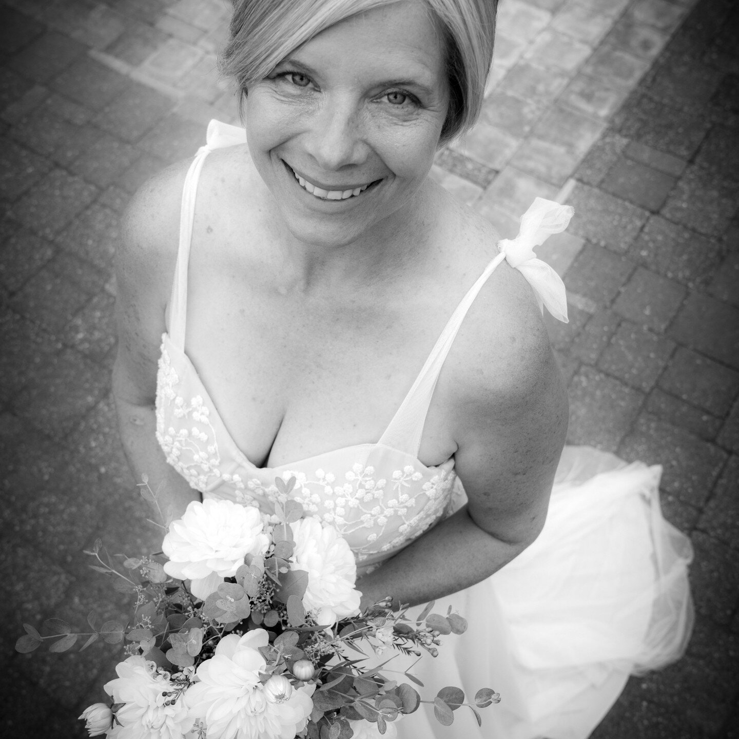 Today's bride, Sue, gets her glow on. 

#wedding #bride #love #weddingphotography #weddingdress #weddingday #weddinginspiration #photography #fashion #bridal #prewedding #weddingphotographer #weddings #instagram #beautiful #flowers