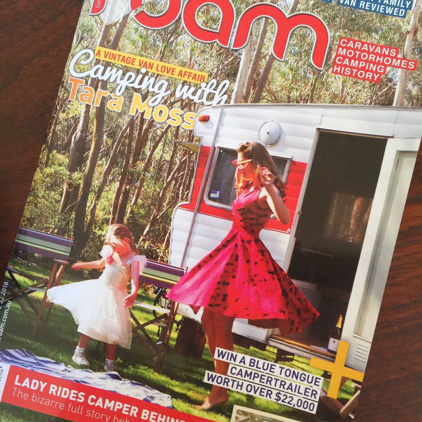 @taramossauthor twirls it up for the cover of Roam magazine, Australia.

#vintage #cover #magazine #roammagazine #photography #caravan #kids #taramoss #travel #fun #love #vintagecaravan #viscountcaravan