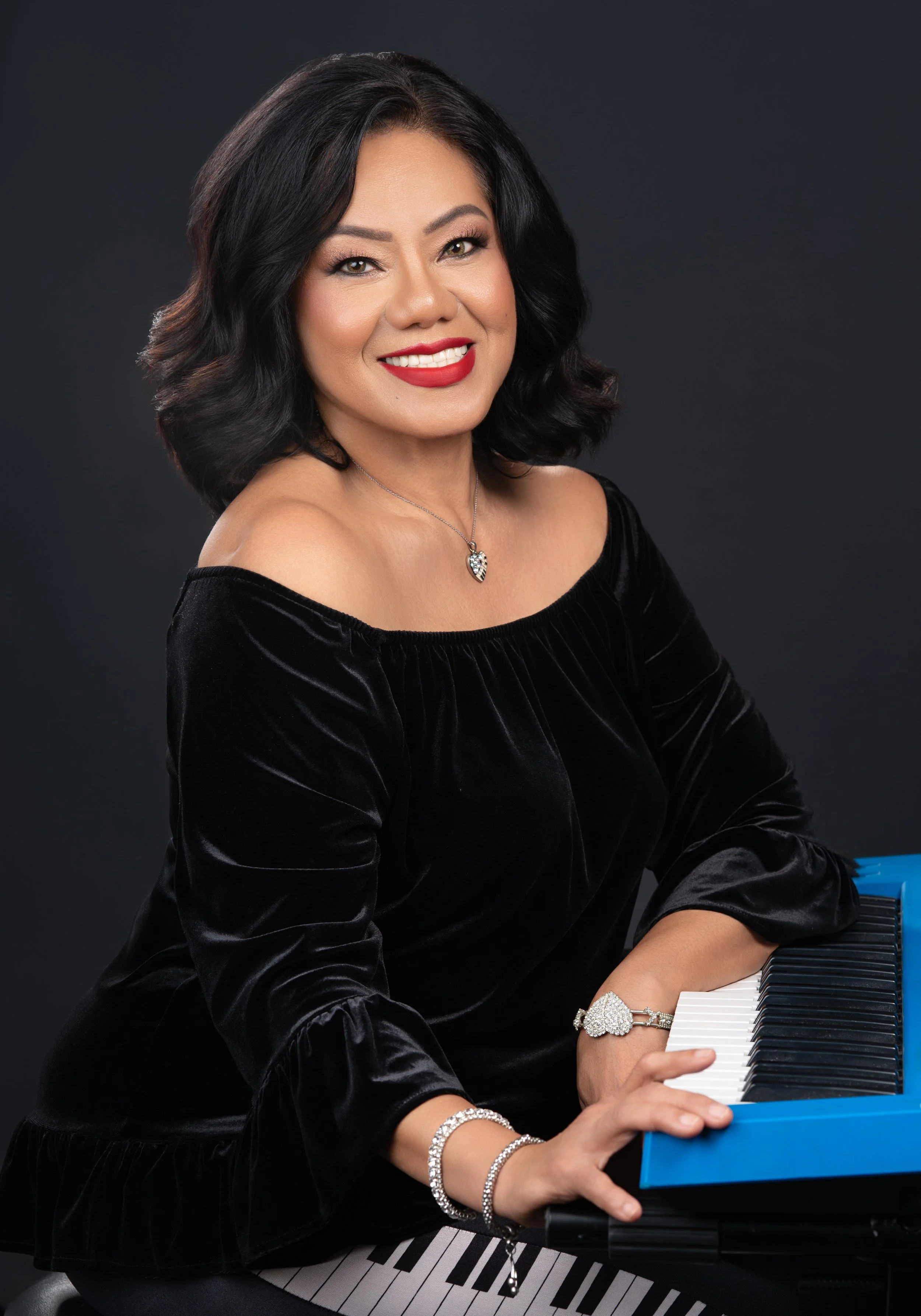 25MonicaLauPhotographyJeannette Trevias_40Over40_-298-2.jpg