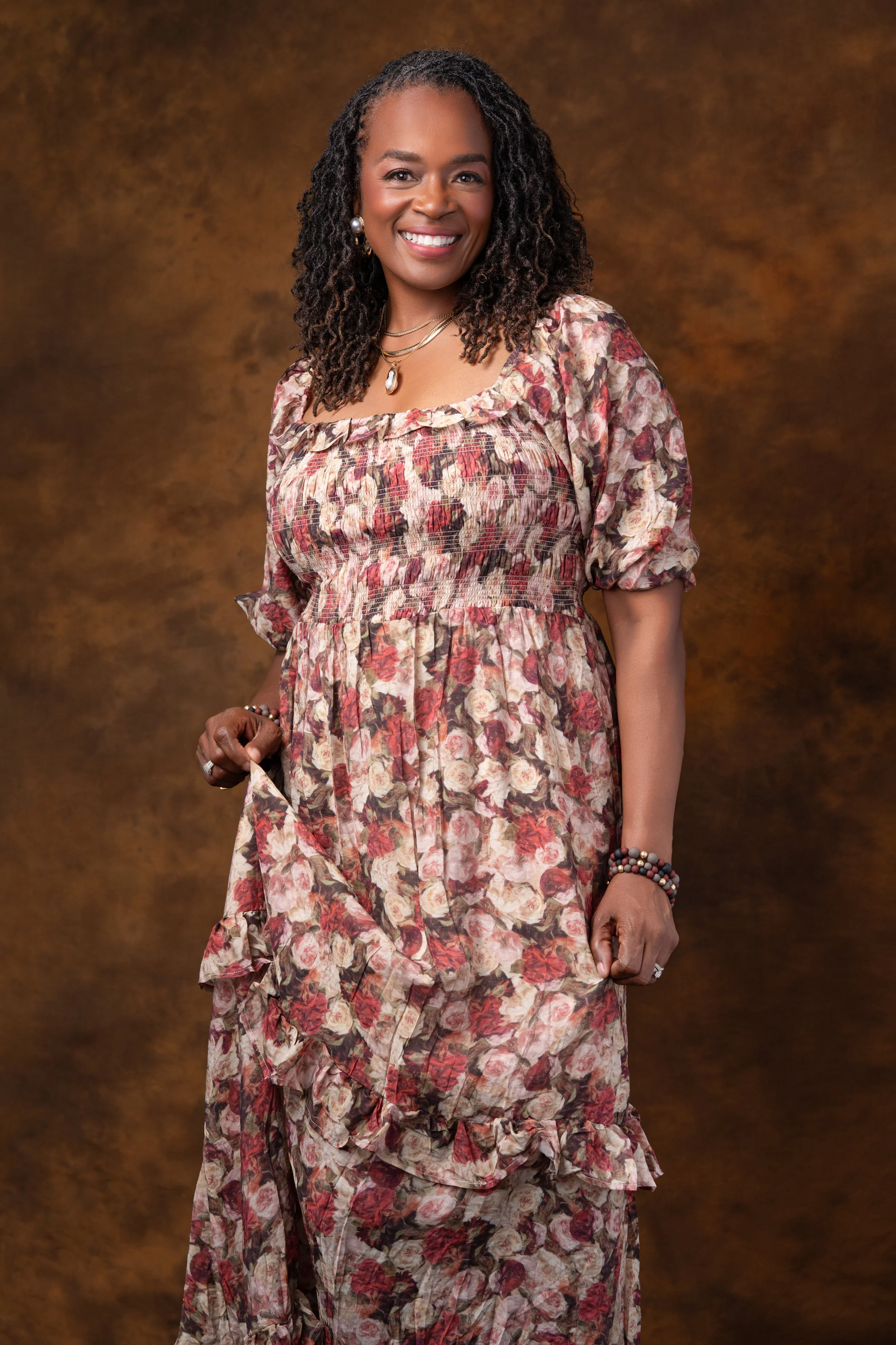 25MonicaLauPhotographyClara Walter 40 Over 40 Portraits-15-2.jpg