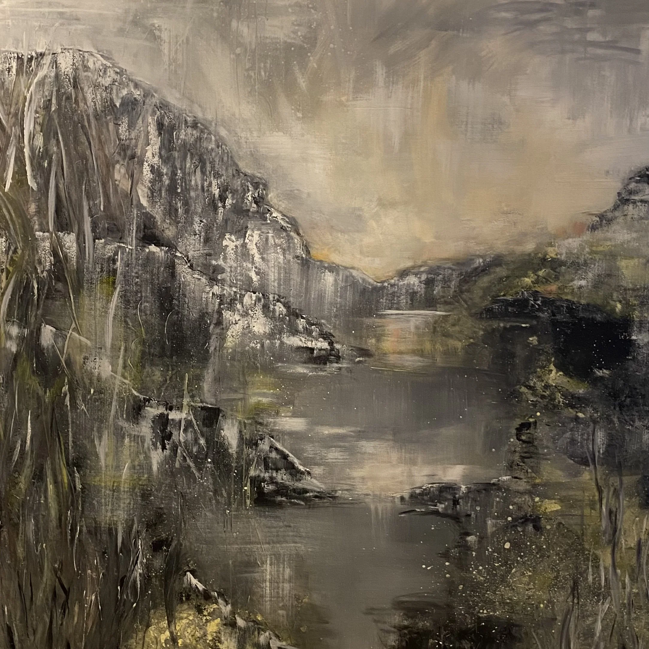 Morgengry 160x160cm, akryl på lerret, alu ramme.