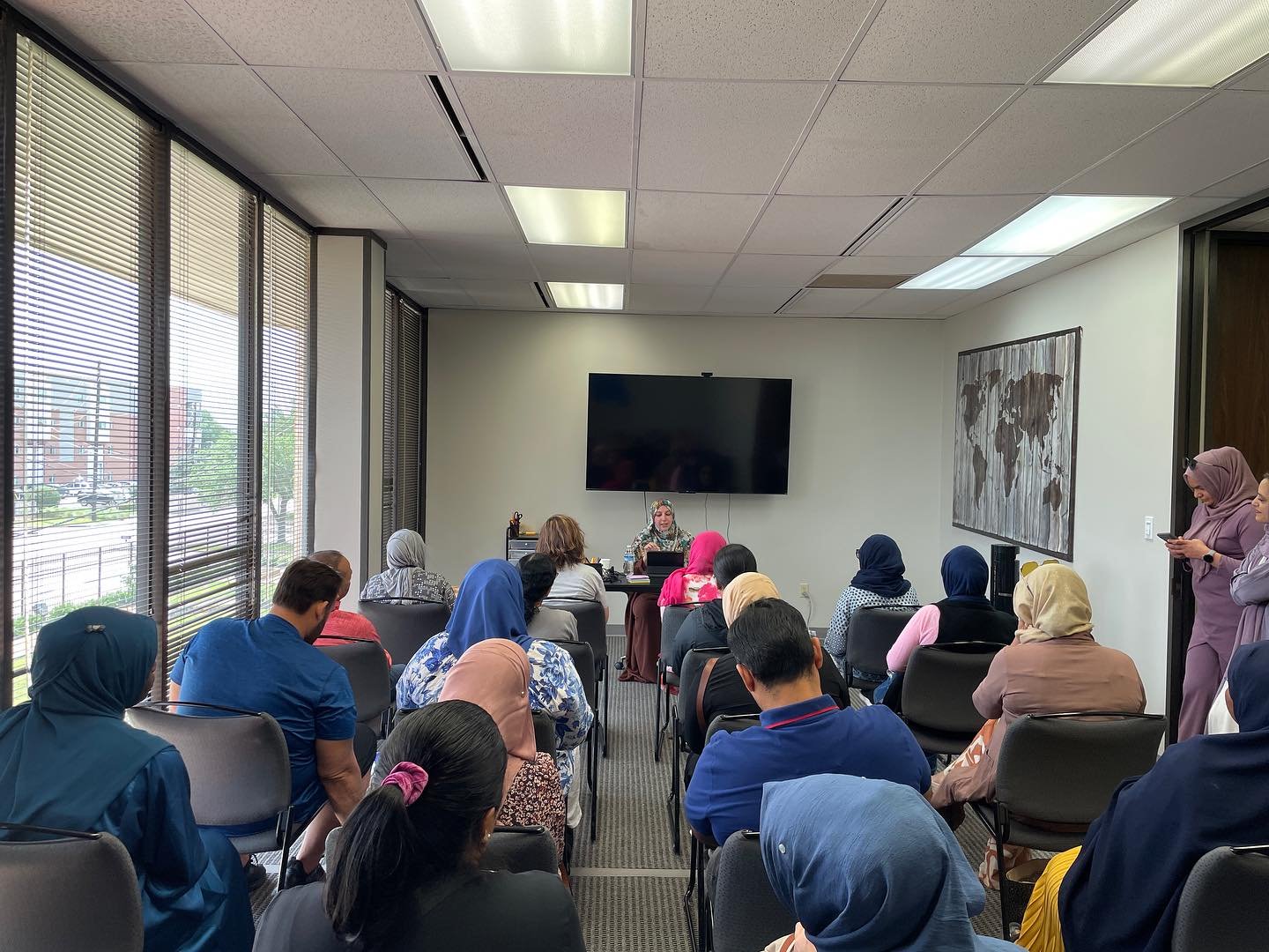 Parenting Workshop with Sarah Sultan, LPC, LMHC recap👨&zwj;👩&zwj;👧&zwj;👦!

This past weekend Sarah Sultan led an informative session on how to build a Muslim identity within our children and resiliency. This workshop included open discussions and
