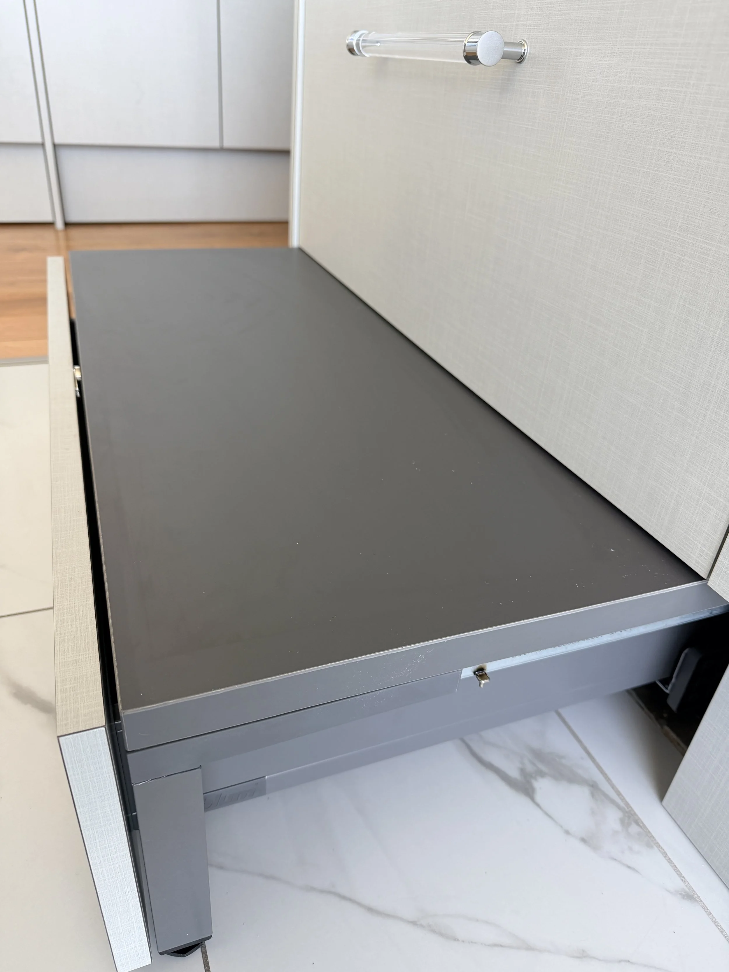 Blum Space Step