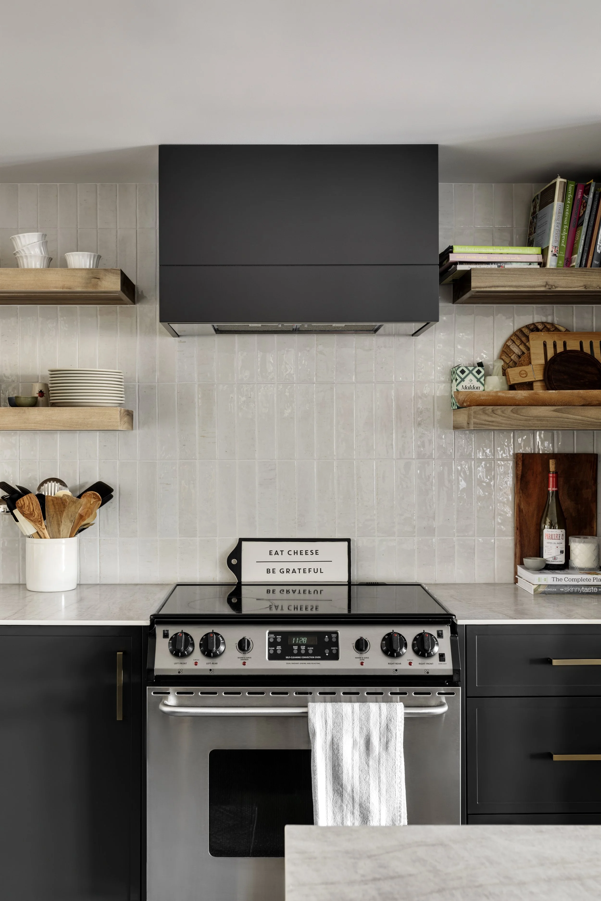 SheriBruneau - 13.jpg