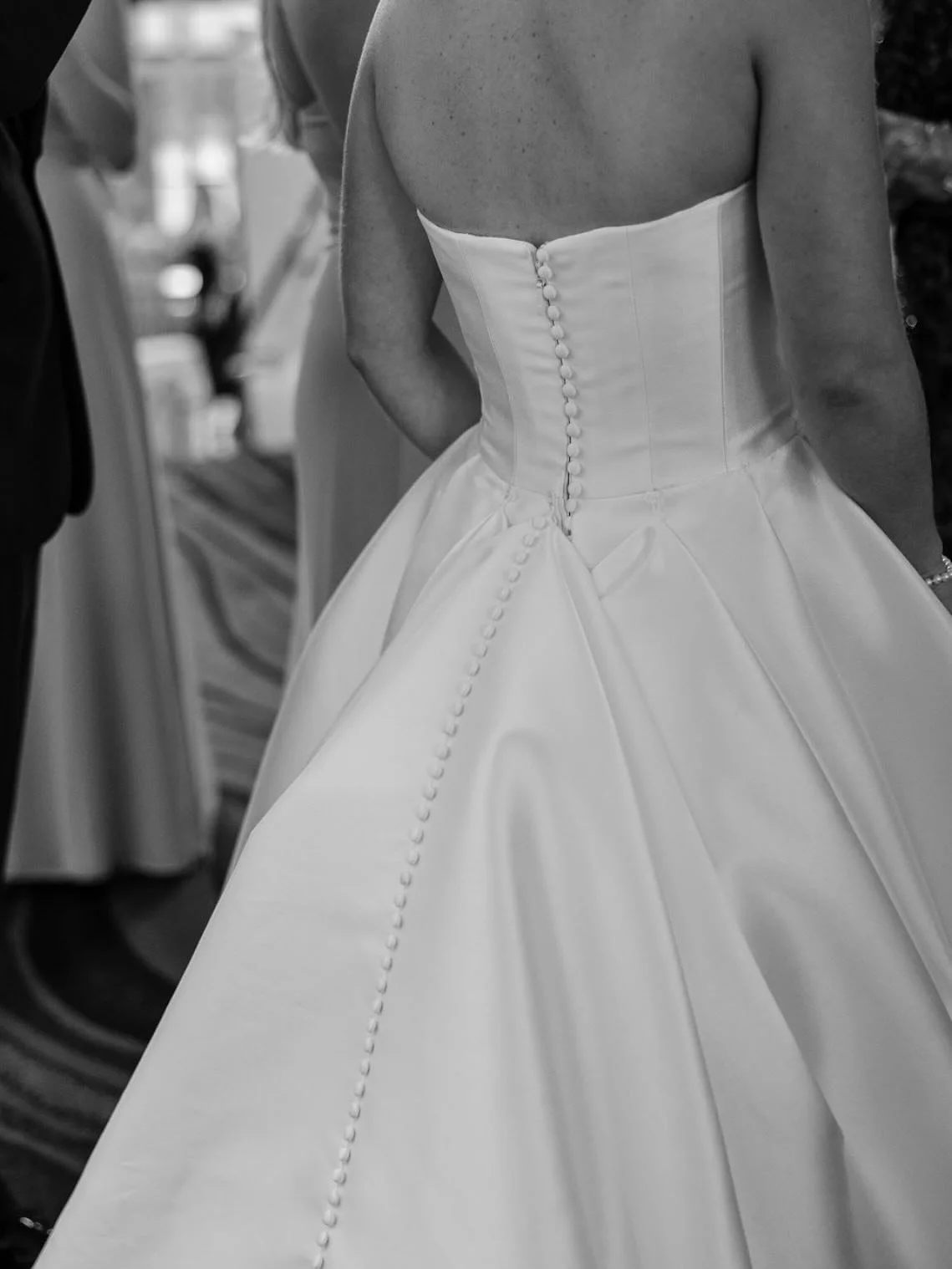 Cam &amp; Britt 🤍 Late summer at @cliffhousemaine. Captured by @evaalexandraphoto