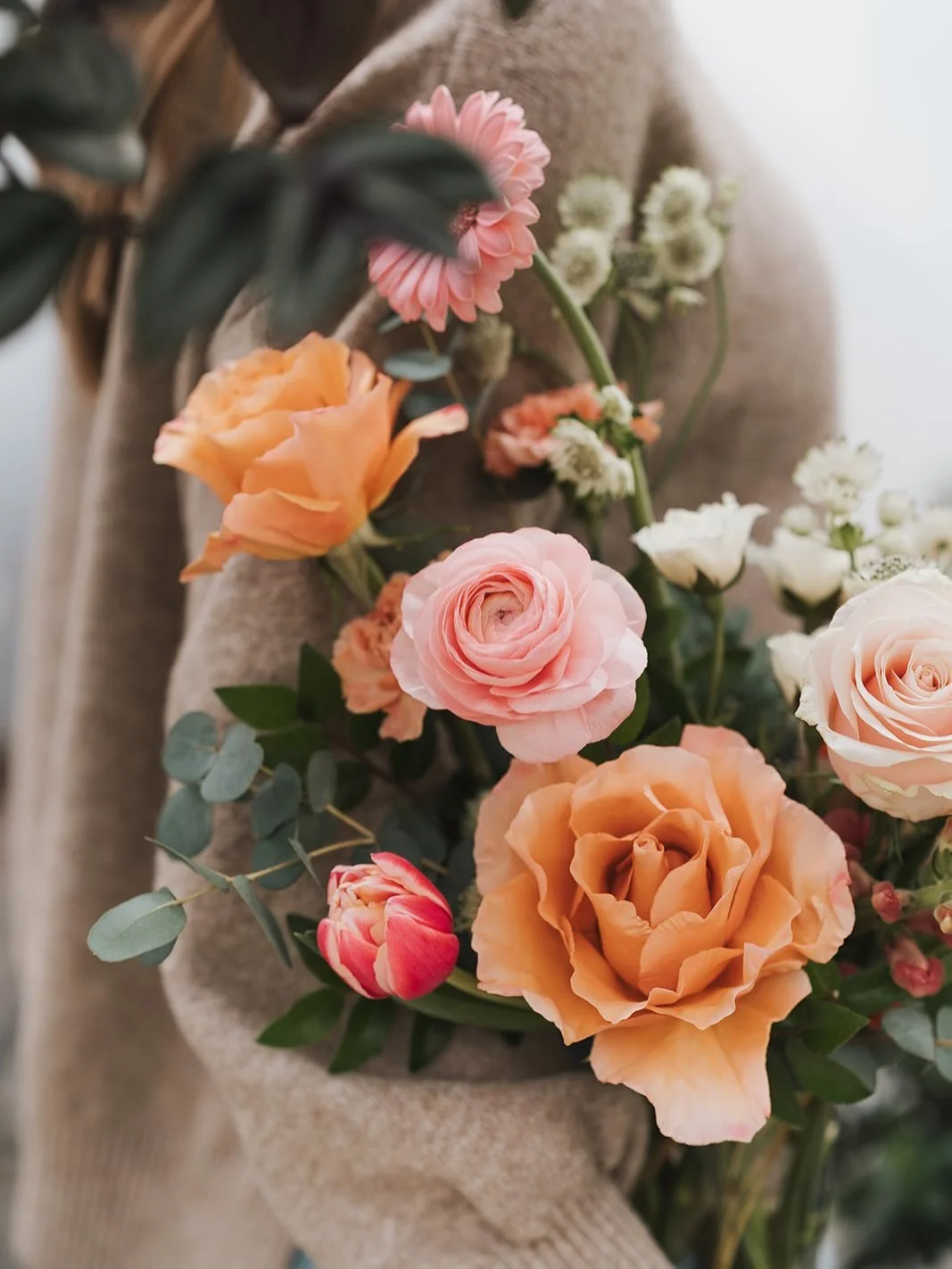 This is your sign to buy fresh flowers this week 🌷