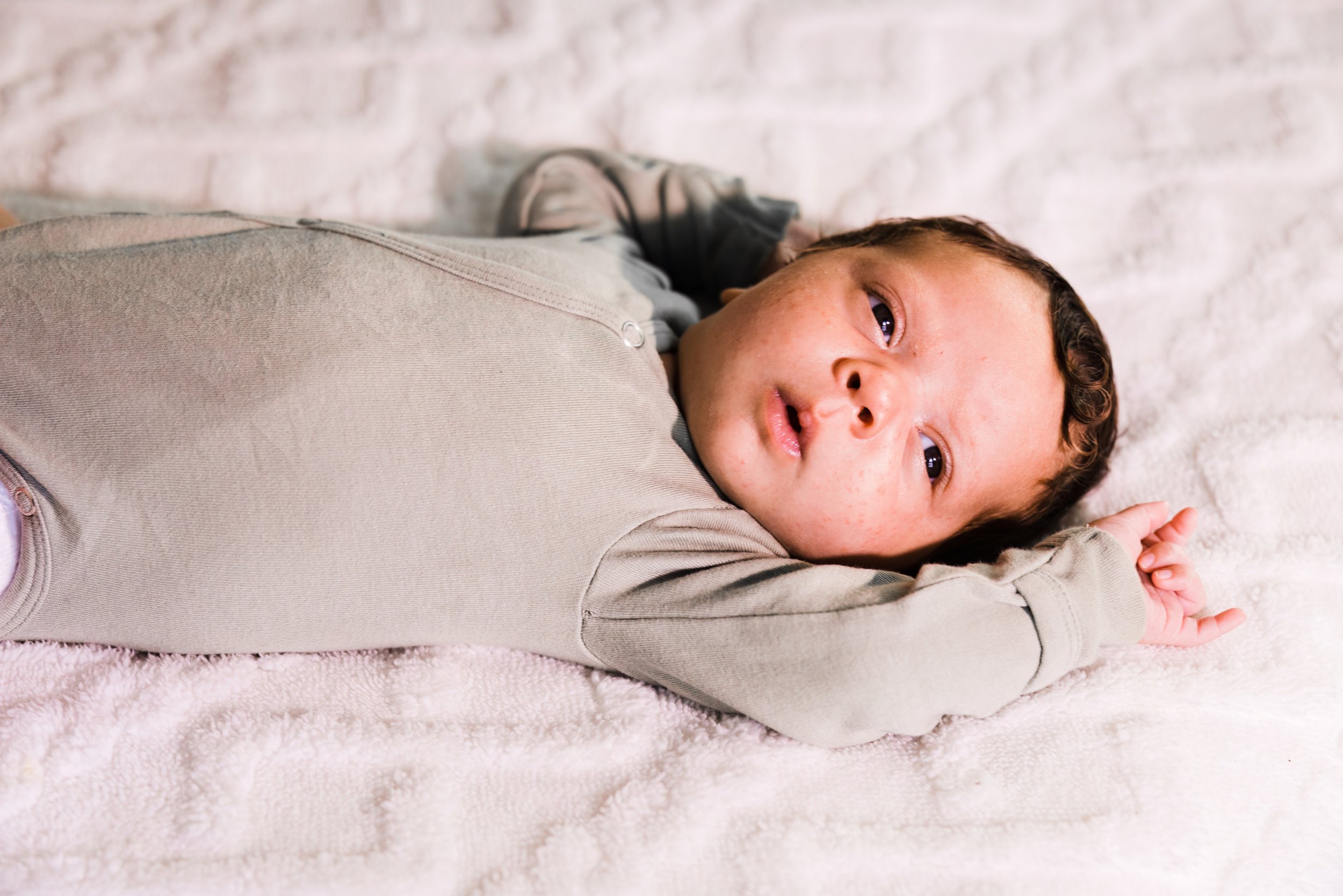 Jessica&JeffNewborn-17.jpg