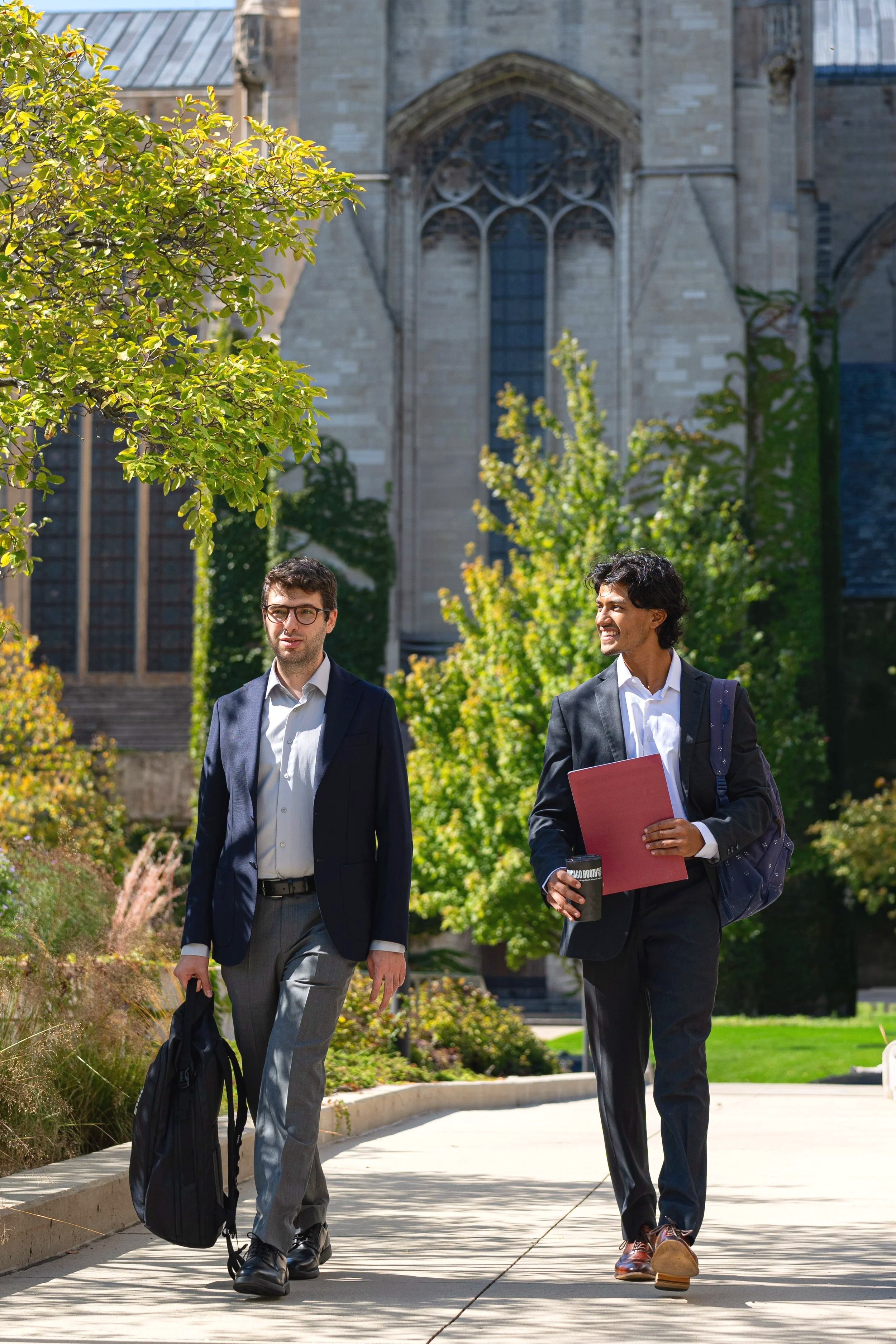 UChicago_BoothSchool_ScholarshipStudentShoot_05138-2.jpg