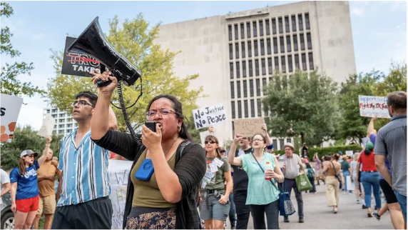 How gerrymandering has reshaped the political map for red and blue states</span>