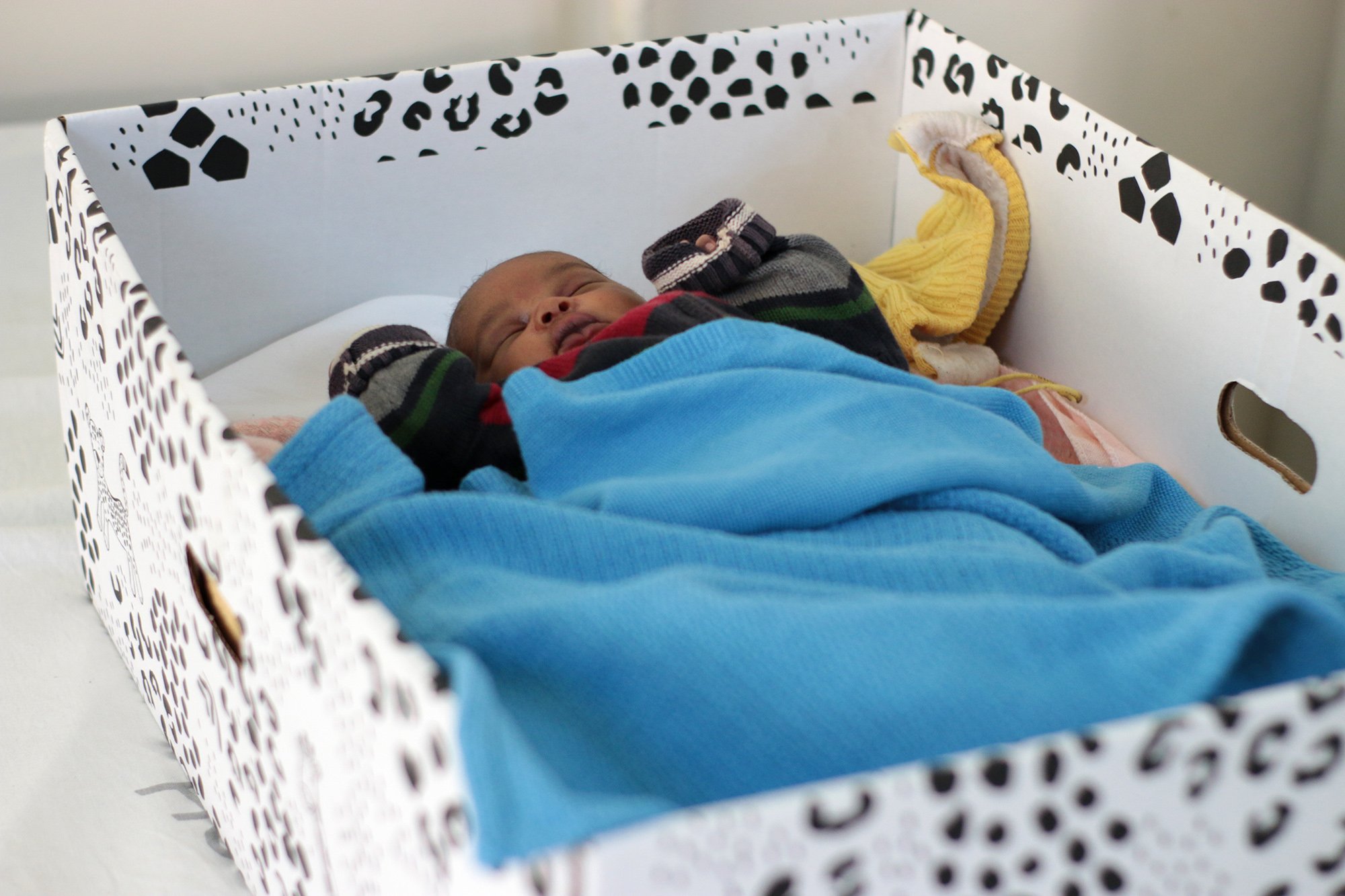 BABY BOX